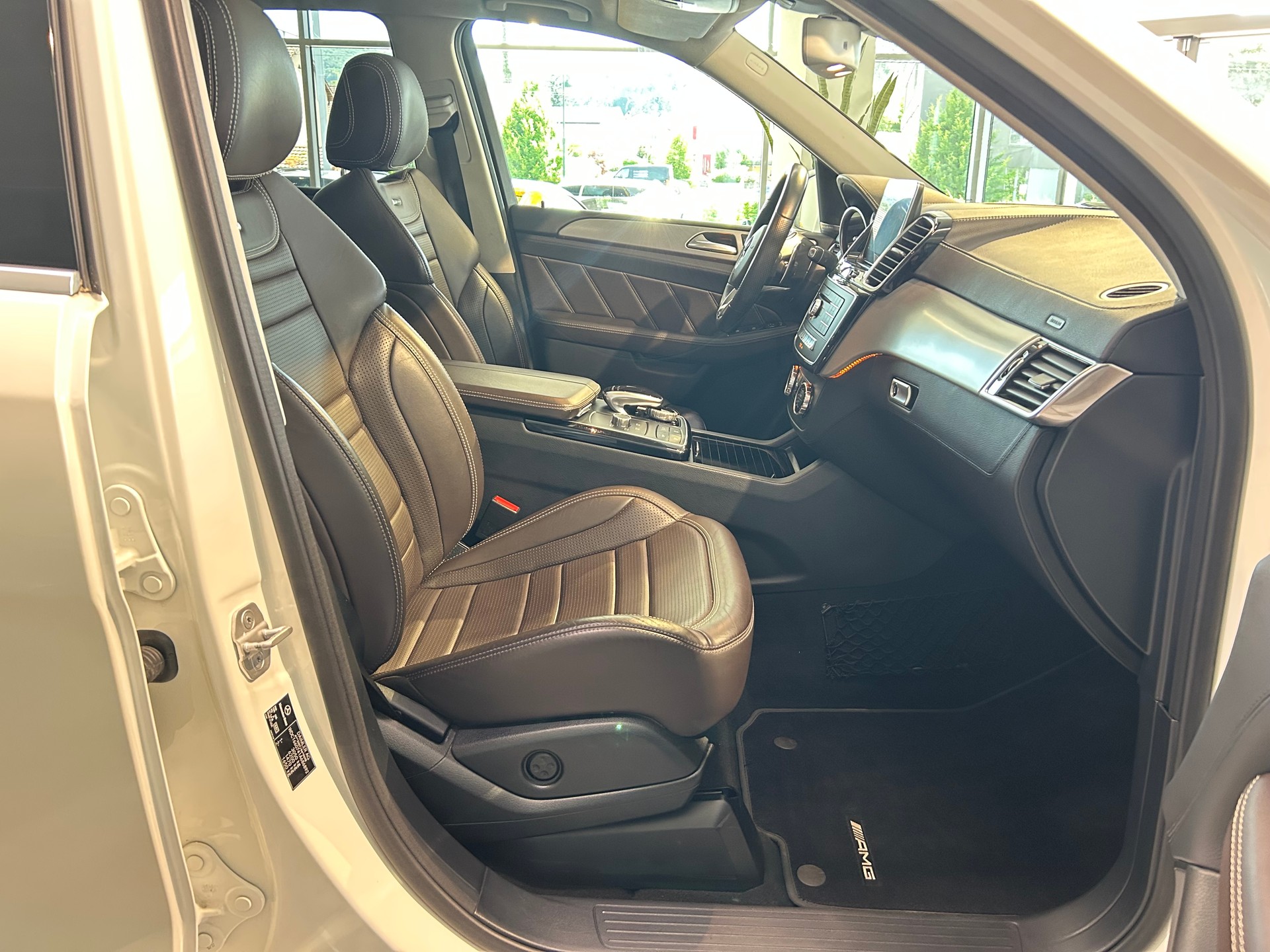 MERCEDES-BENZ GLE 63 AMG 4Matic Speedshift Plus 7G-Tronic-image-10
