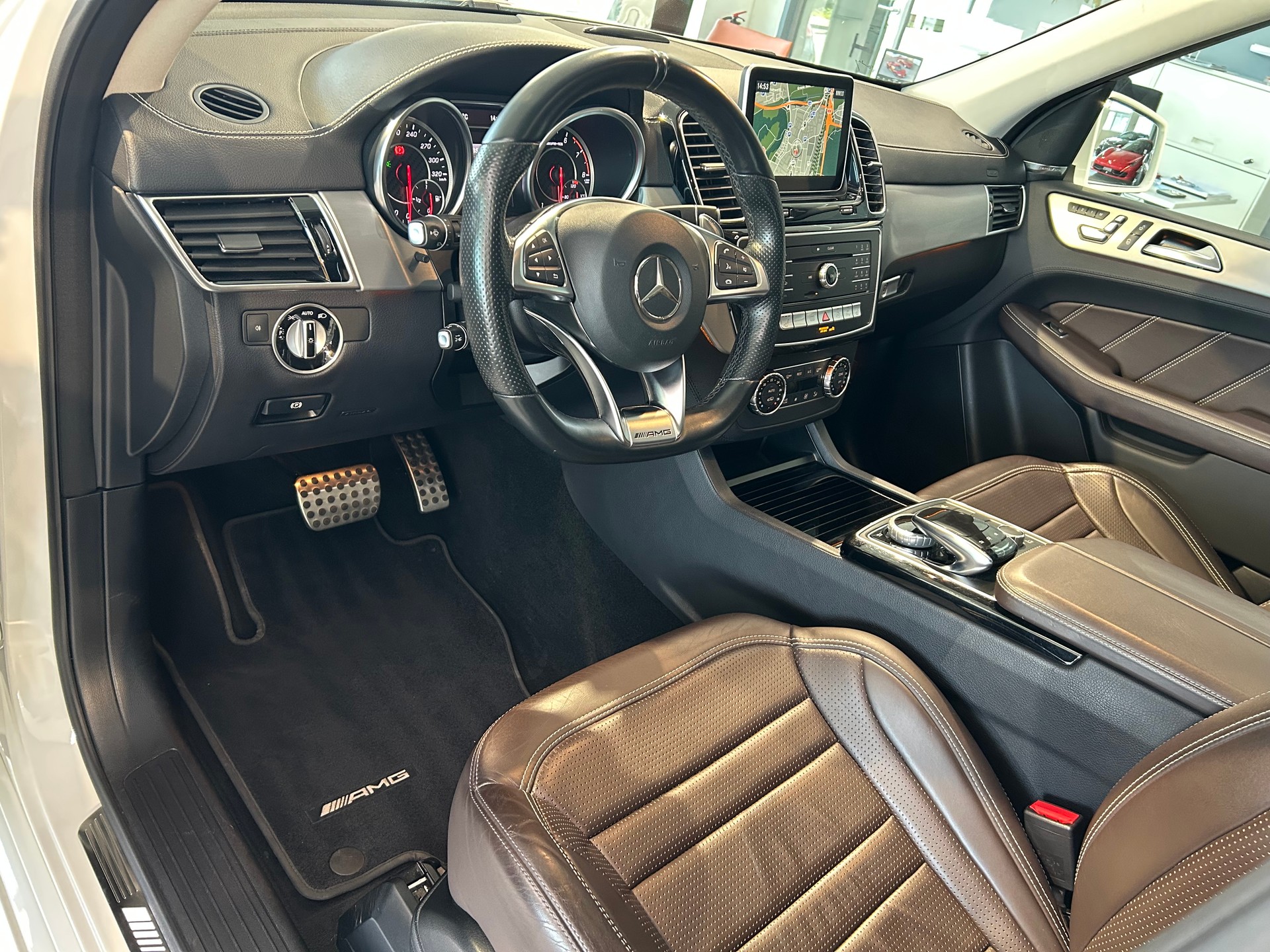 MERCEDES-BENZ GLE 63 AMG 4Matic Speedshift Plus 7G-Tronic-image-7