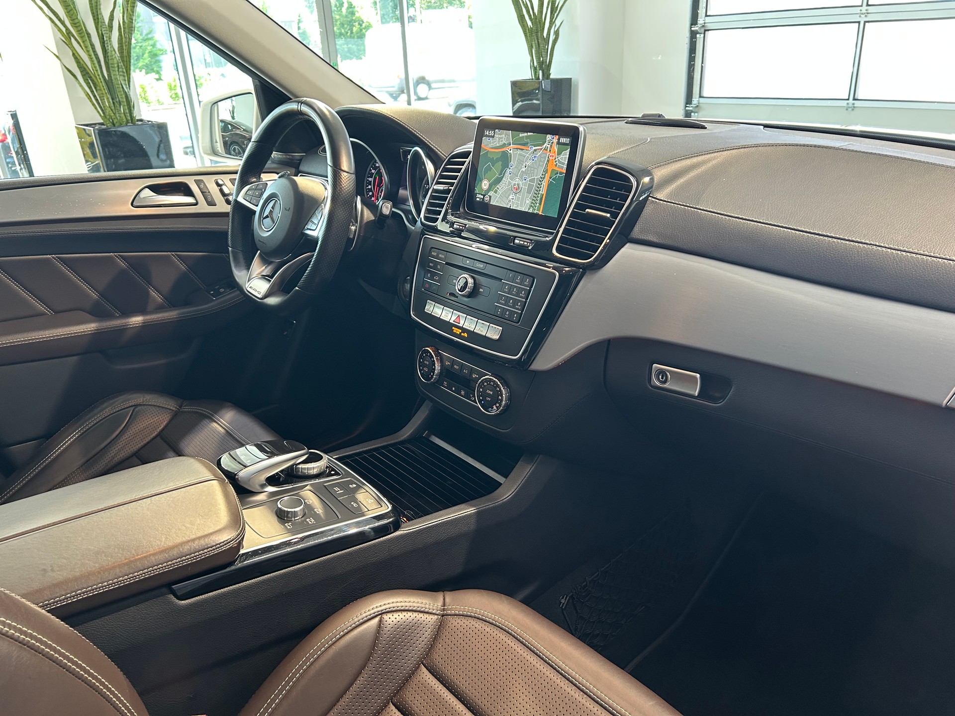 MERCEDES-BENZ GLE 63 AMG 4Matic Speedshift Plus 7G-Tronic-image-13