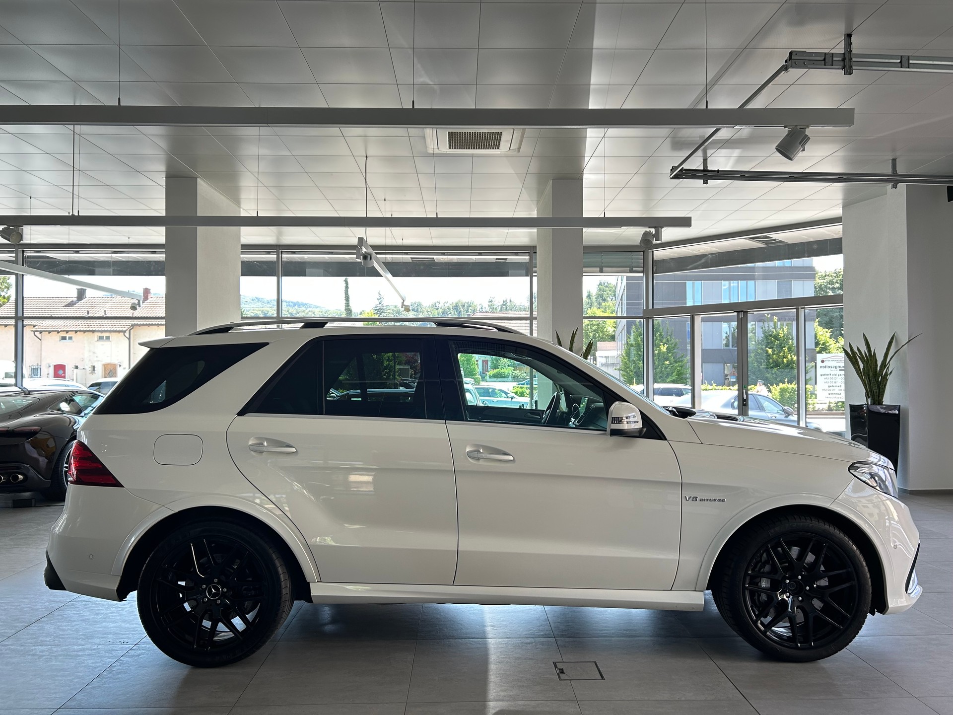 MERCEDES-BENZ GLE 63 AMG 4Matic Speedshift Plus 7G-Tronic-image-4