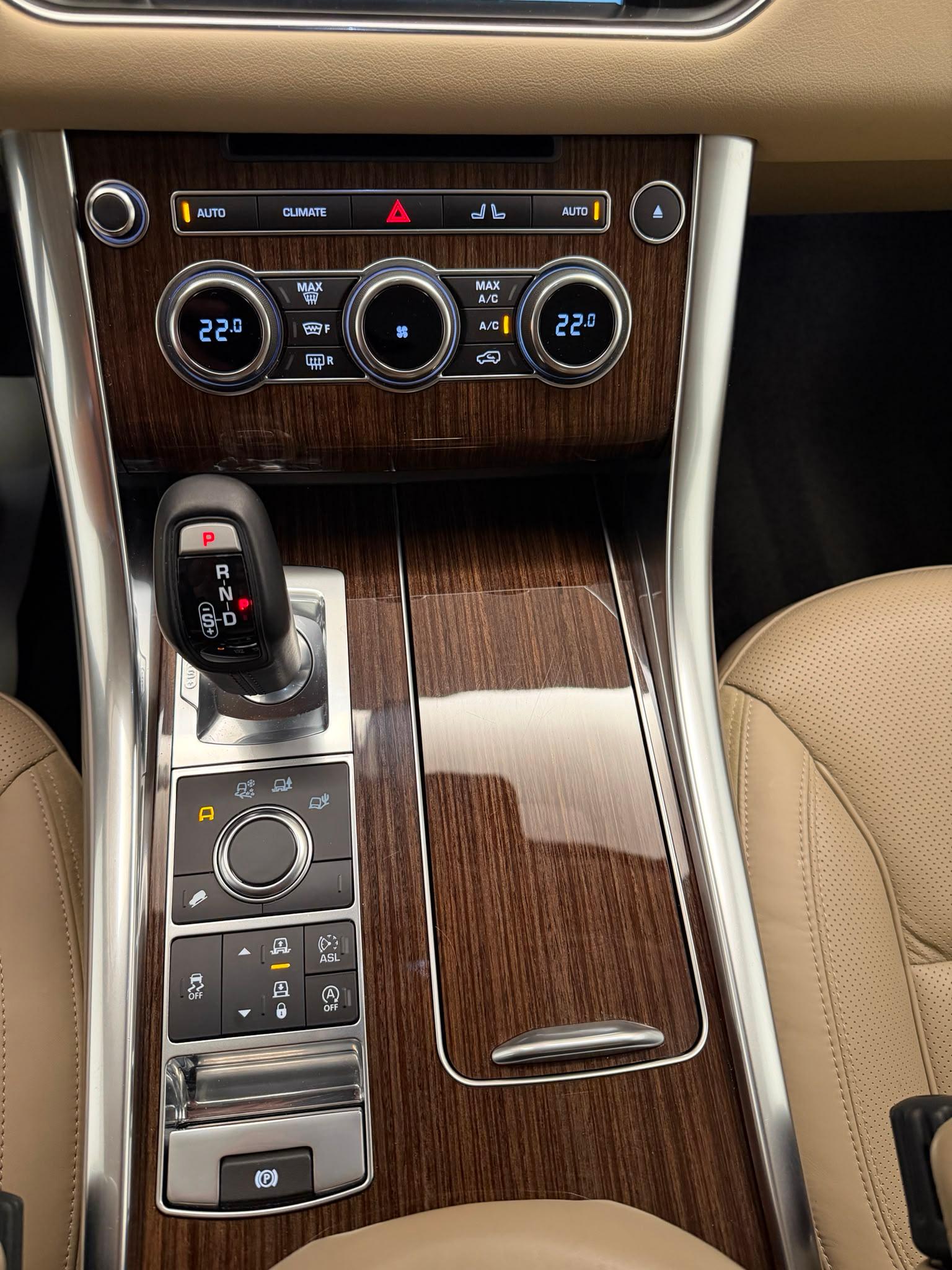 LAND ROVER Range Rover Sport 3.0 V6 SC HSE-image-21