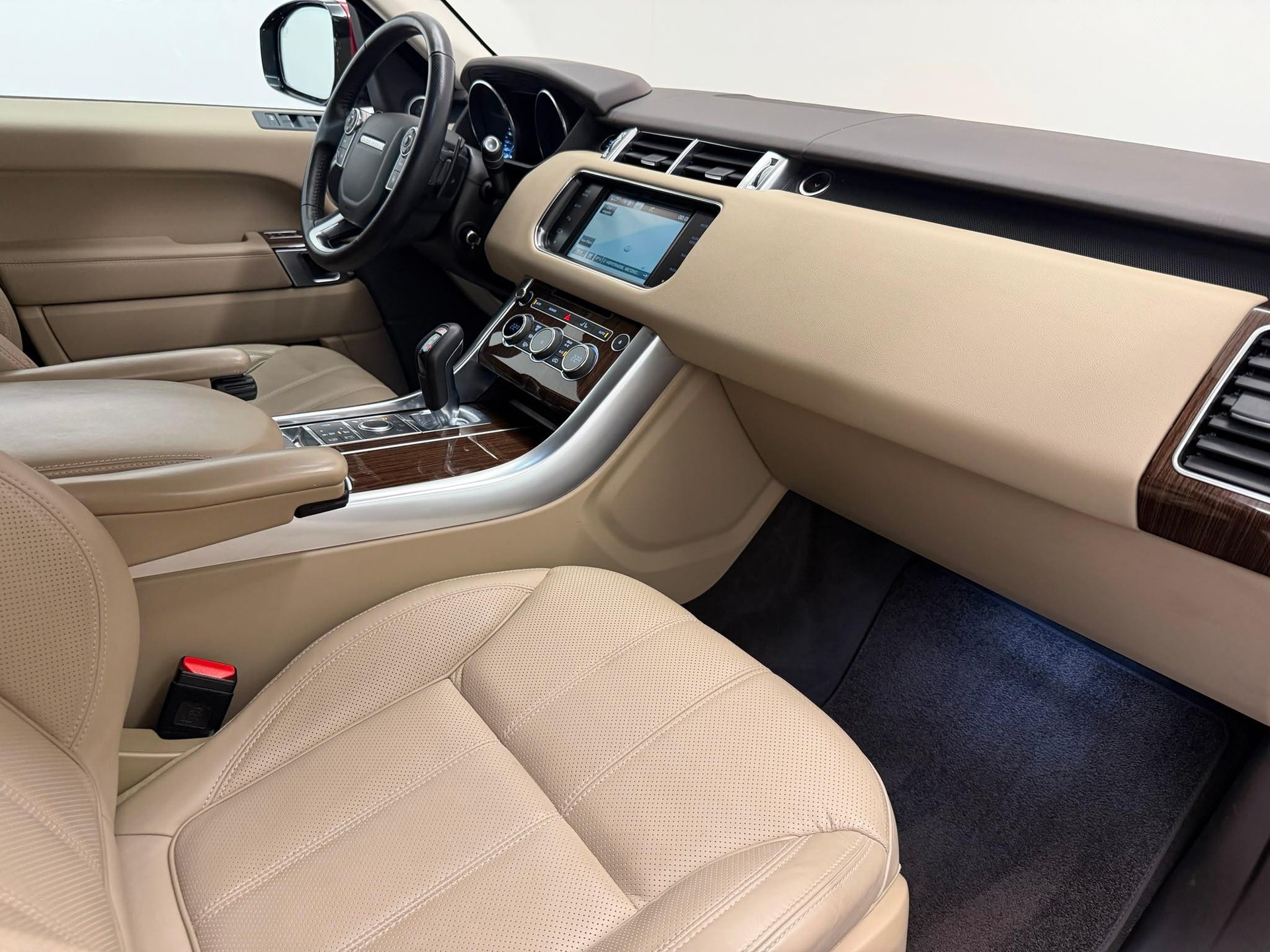 LAND ROVER Range Rover Sport 3.0 V6 SC HSE-image-10