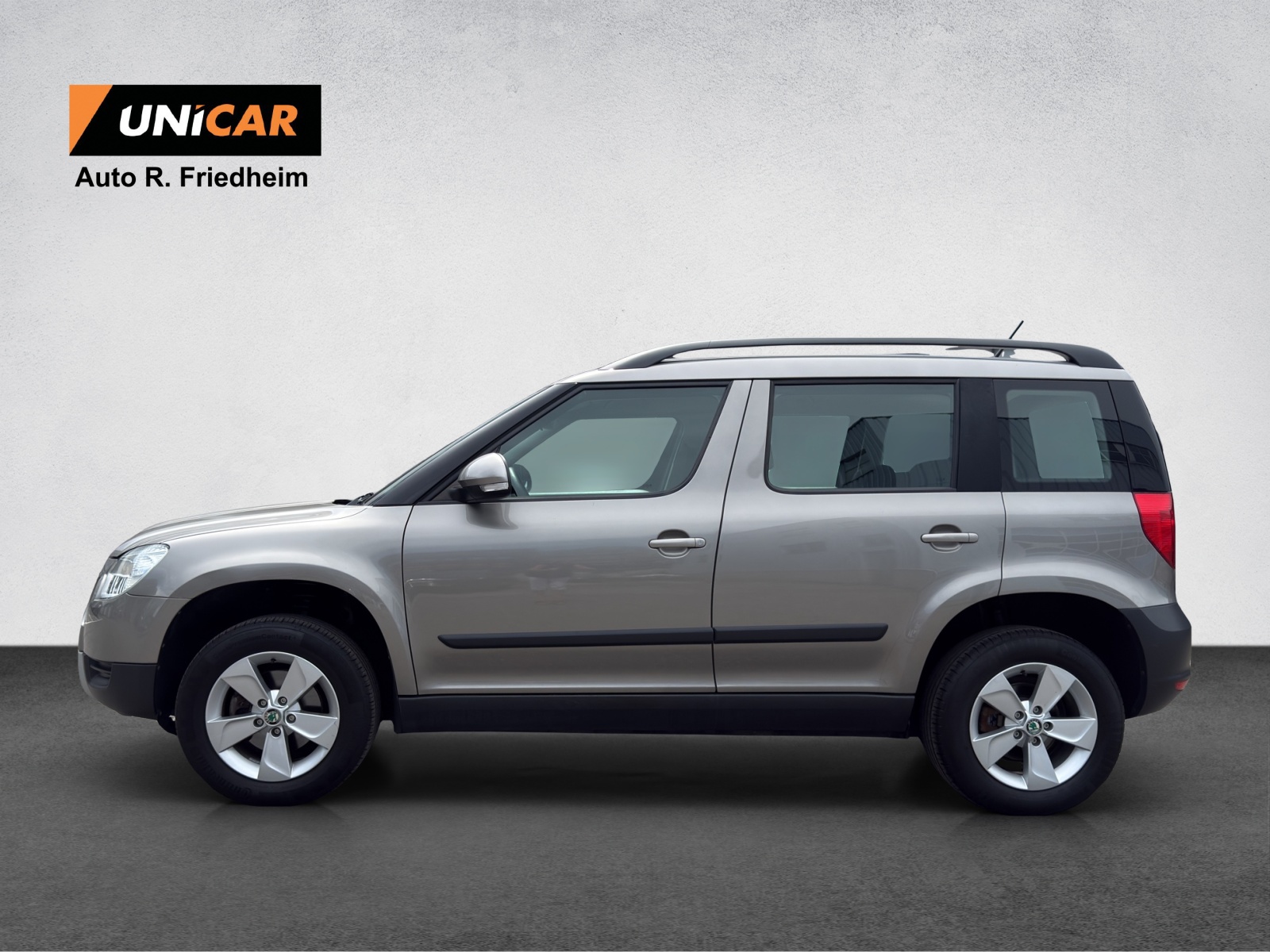 SKODA Yeti 2.0 TDI Active 4x4 DSG-showroom-element-3