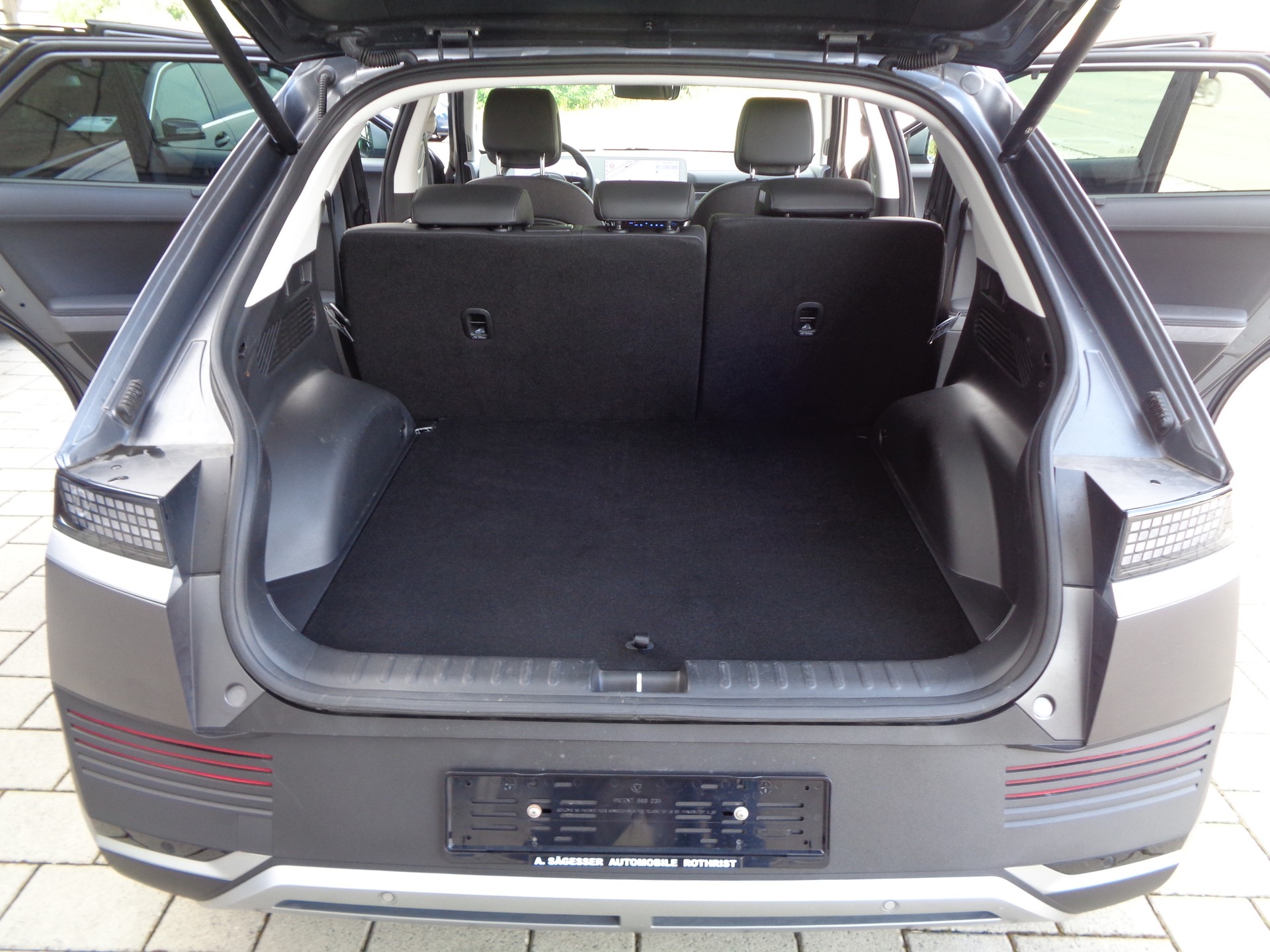 HYUNDAI Ioniq 5 77kWh Vertex 4WD-image-15