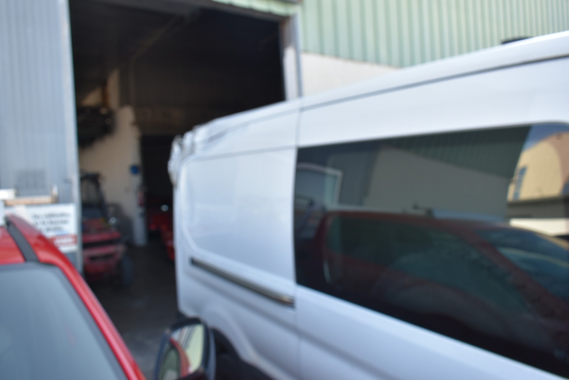 FORD Transit Van 350 L3 Trend 2.0 TDCi 130 FWD A-image-11