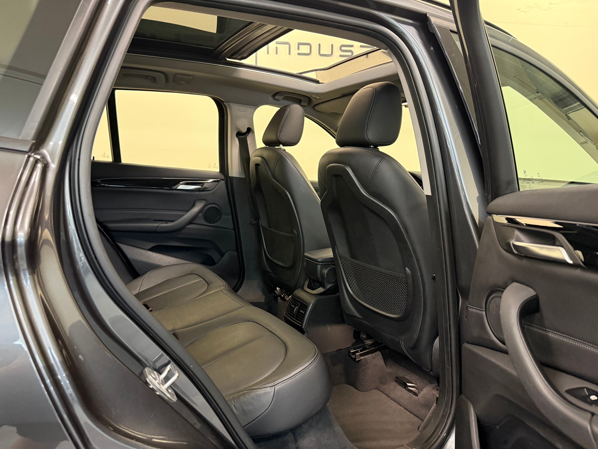 BMW X1 xDrive 25i xLine Steptronic-image-26
