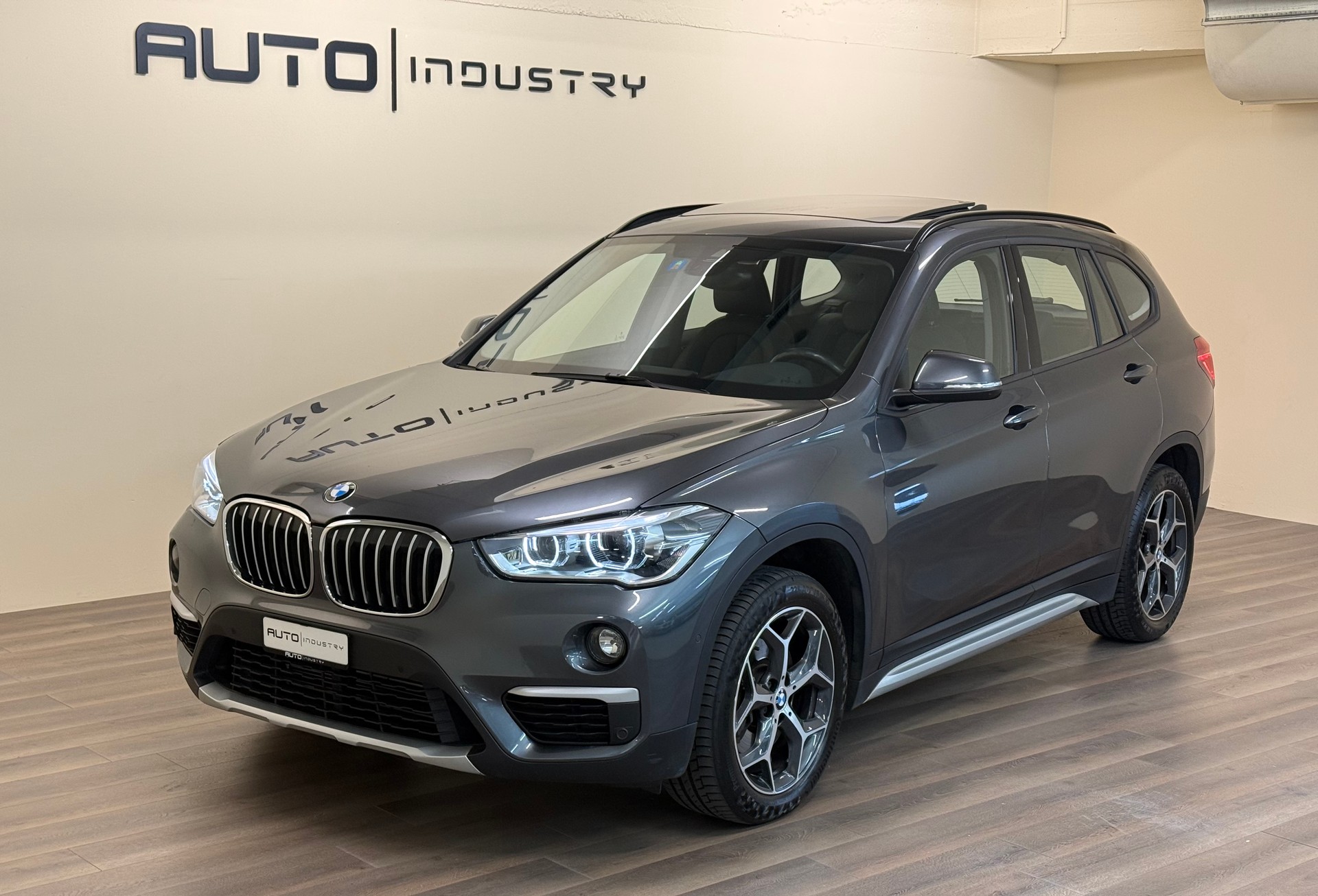 BMW X1 xDrive 25i xLine Steptronic