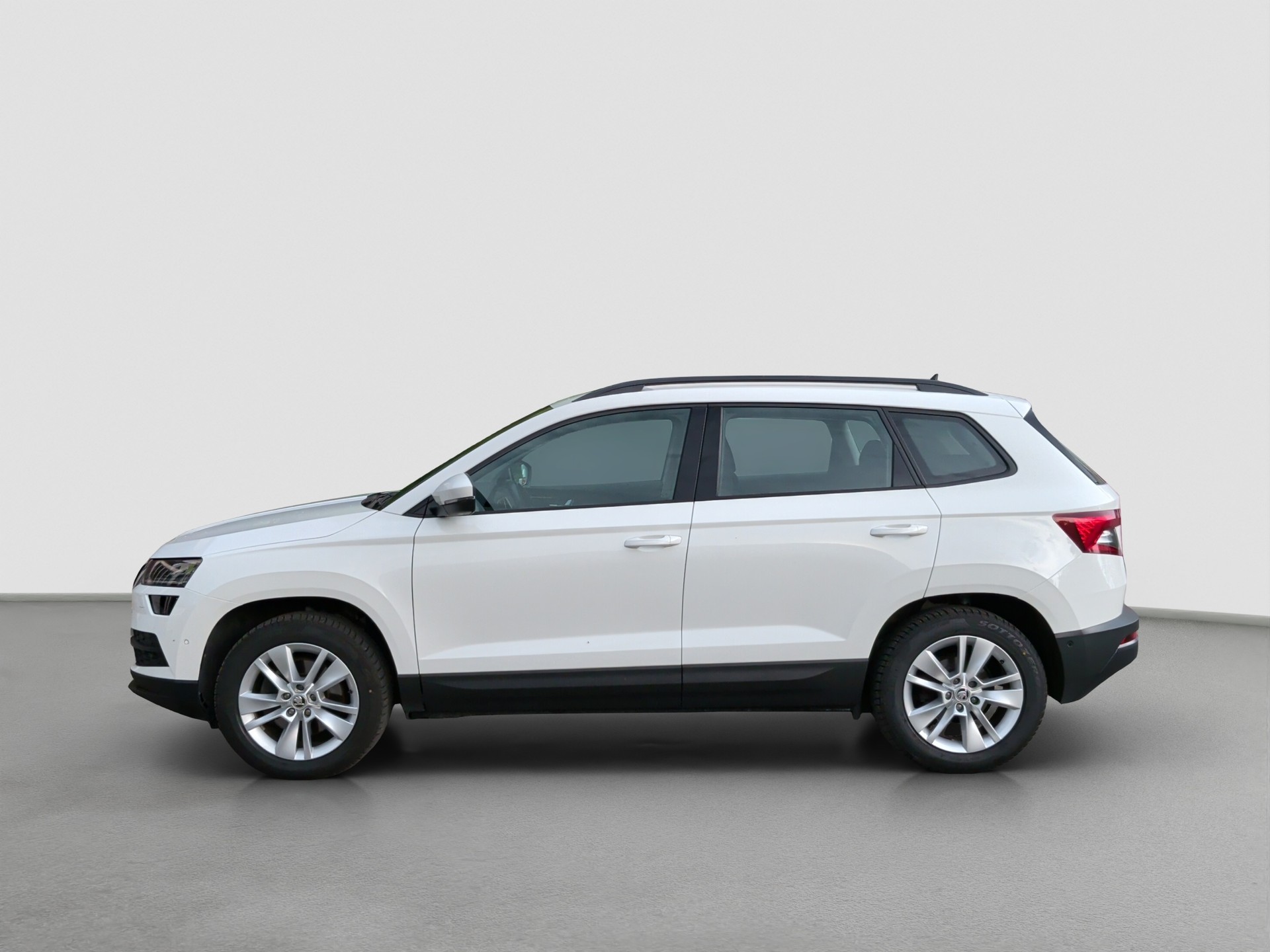 SKODA Karoq 2.0 TDI CR Style 4x4 DSG-showroom-element-1