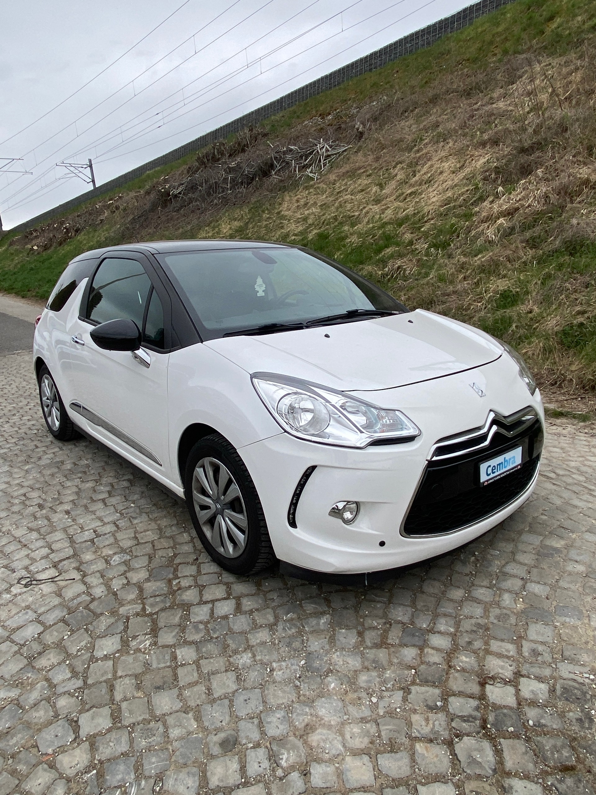 DS AUTOMOBILES DS3 1.4 VTi Chic EGS5-image-7