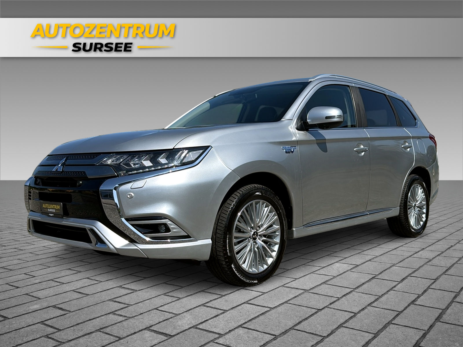 MITSUBISHI Outlander 2.4 PHEV Style