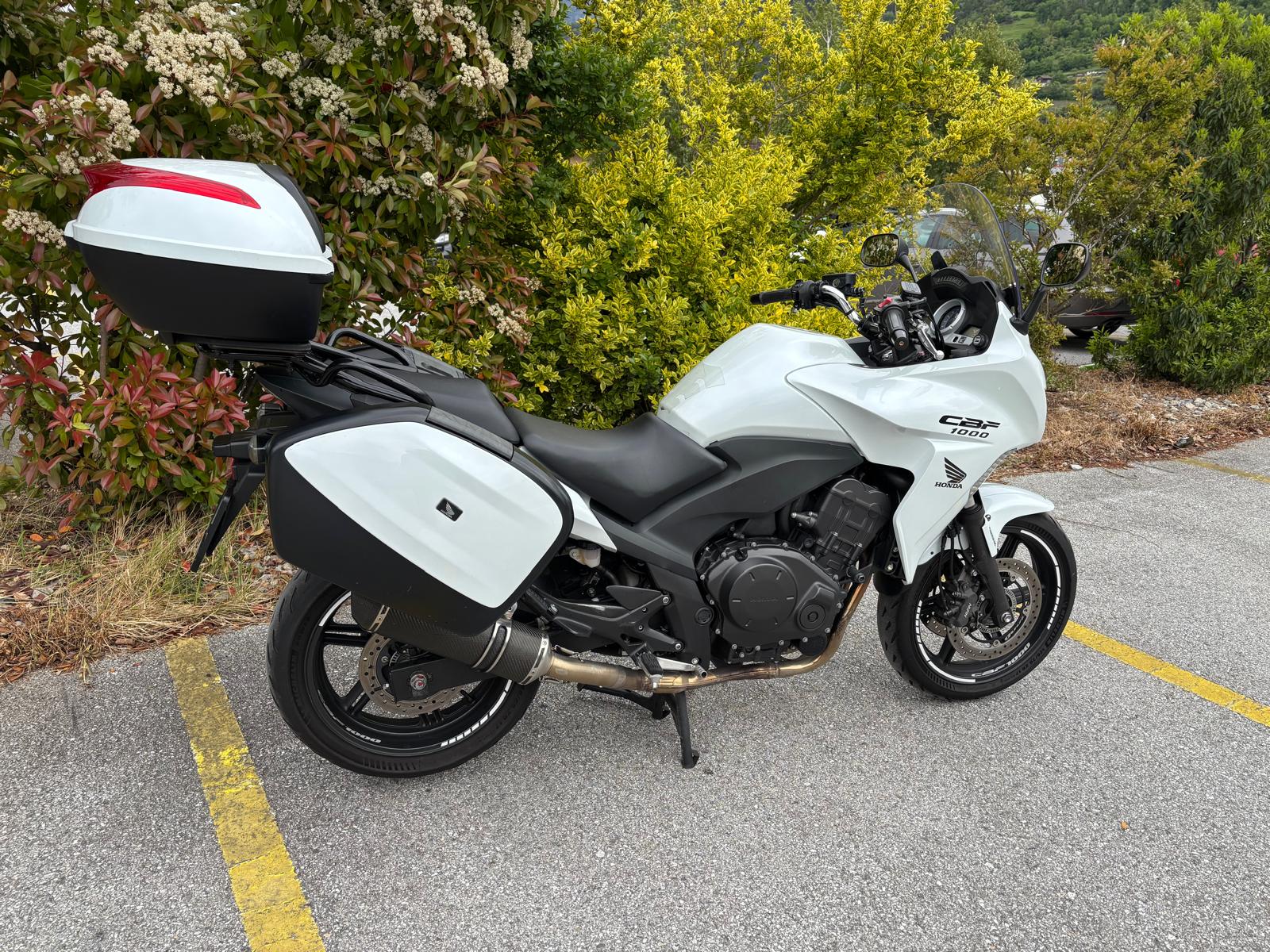 HONDA CBF 1000 F ABS-image-1