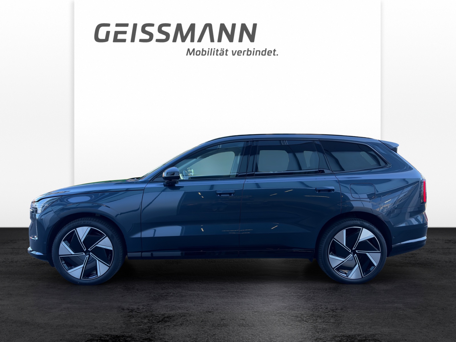 VOLVO EX90 Twin Performance Ultra AWD-showroom-element-2