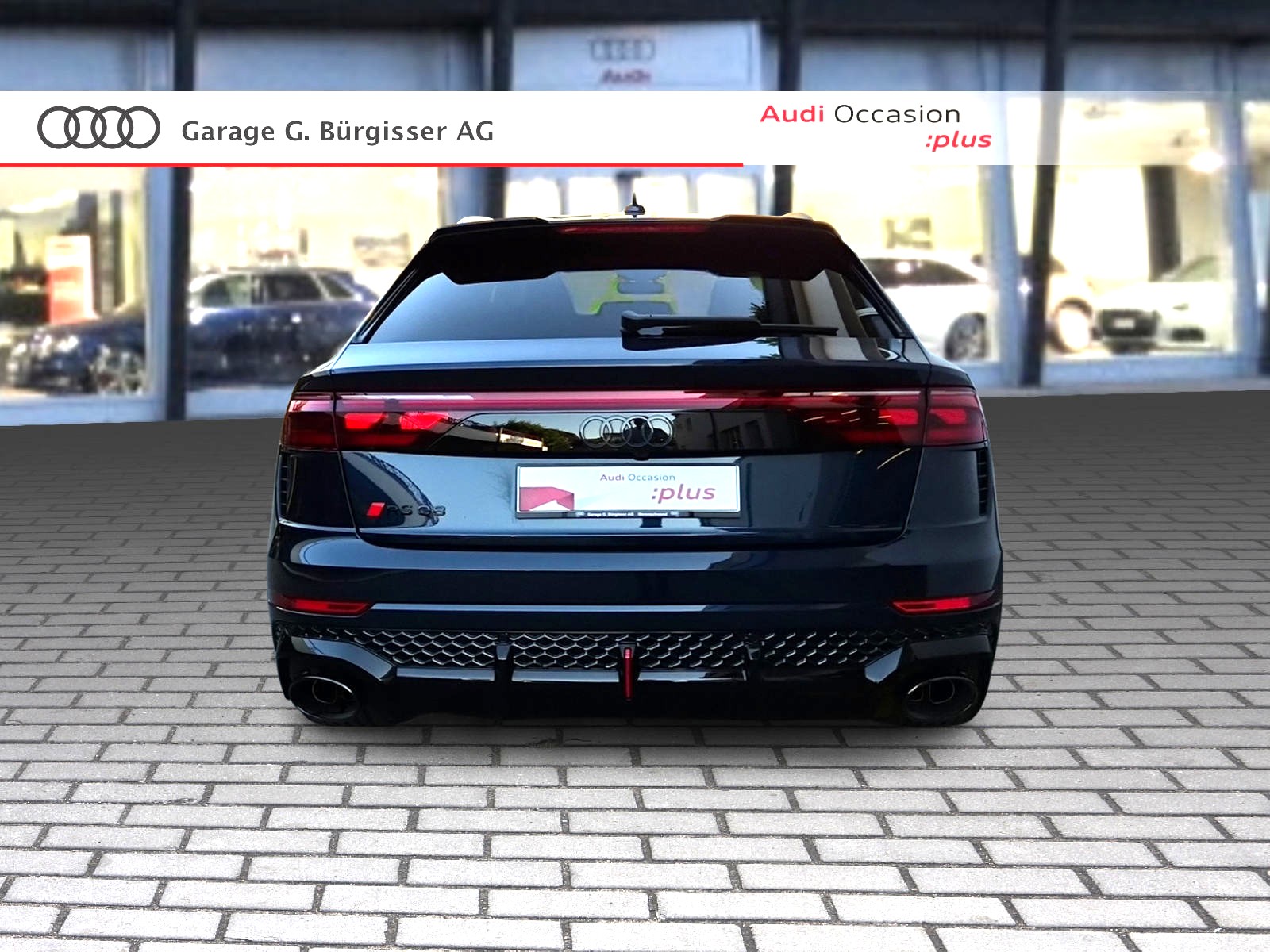 AUDI RSQ8 quattro Waitomoblau Metallic-showroom-element-3