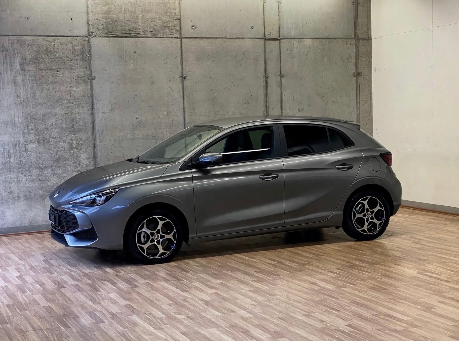 MG 3 1.5 *VollHybrid*Swiss*Luxury*Automat*-image-20