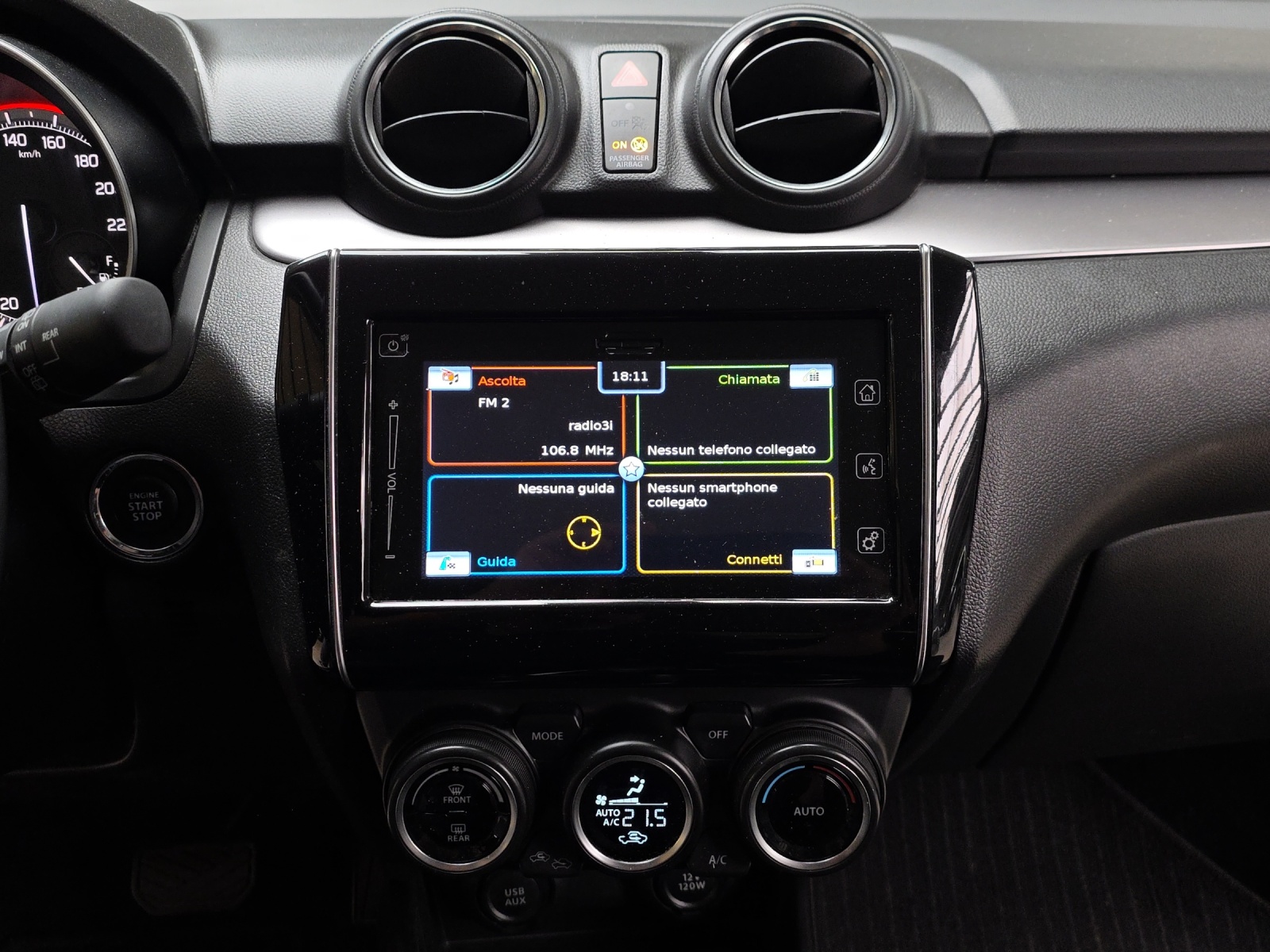 SUZUKI Swift 1.2 Compact Top Hybrid CVT-image-10