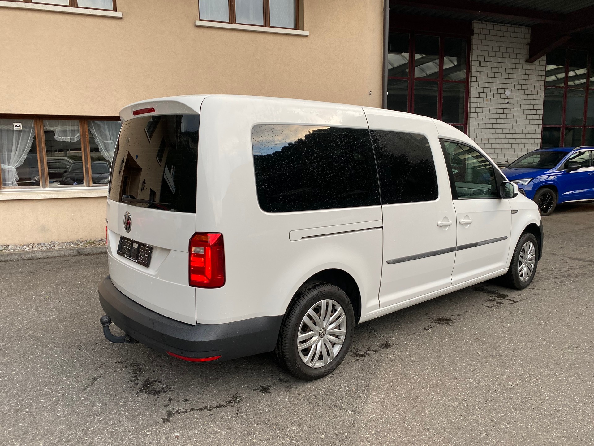 VW Caddy Maxi 2.0 TDI Trendline-image-10