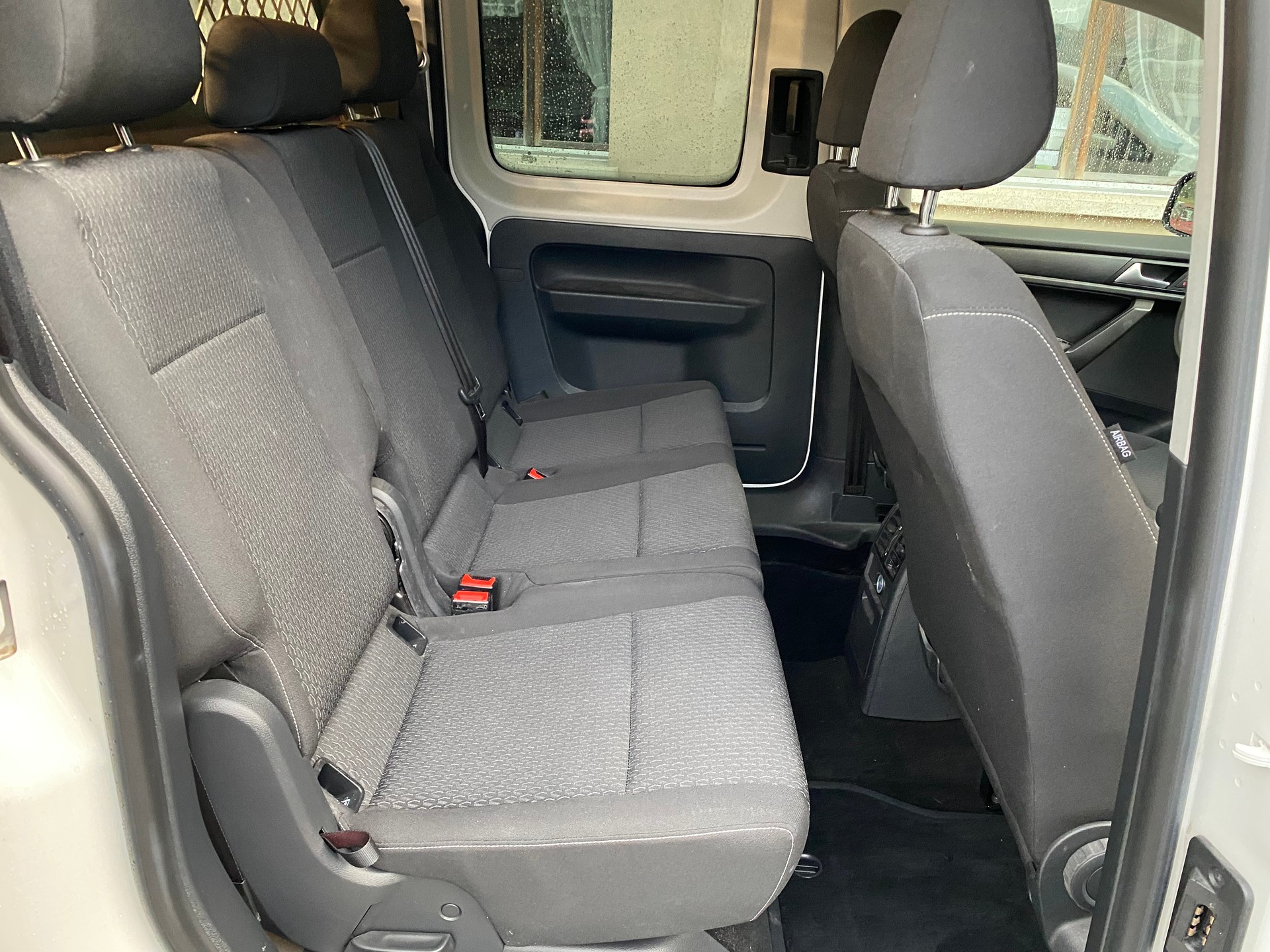 VW Caddy Maxi 2.0 TDI Trendline-image-5