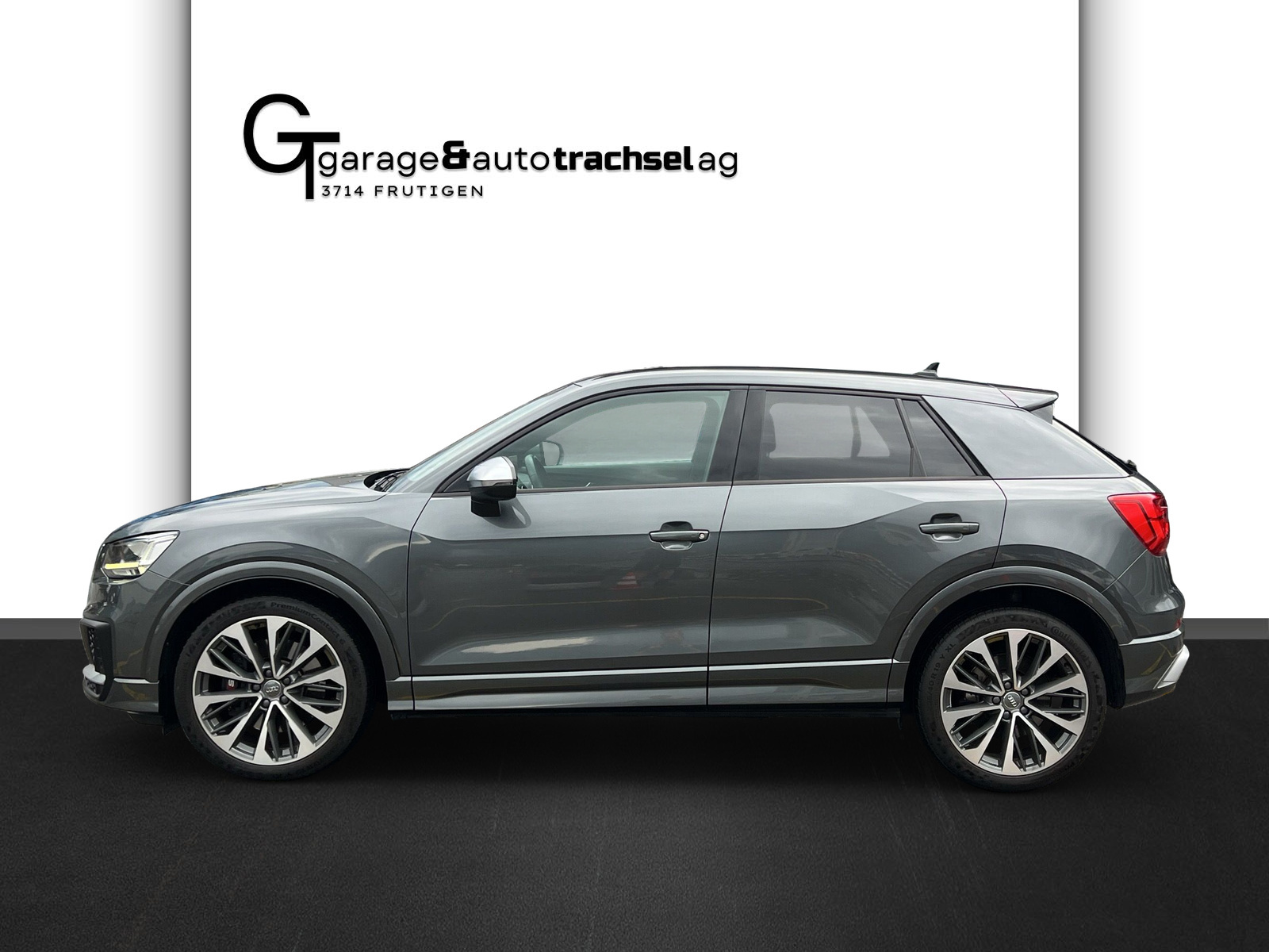 AUDI SQ2 TFSI quattro S-tronic-showroom-element-1