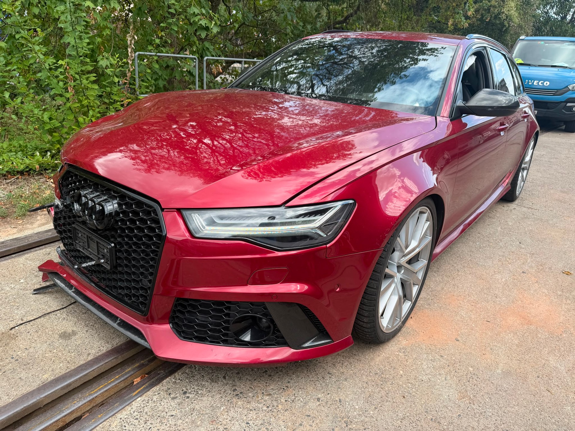 AUDI RS6 Avant 4.0 TFSI V8 performance quattro-showroom-element-3