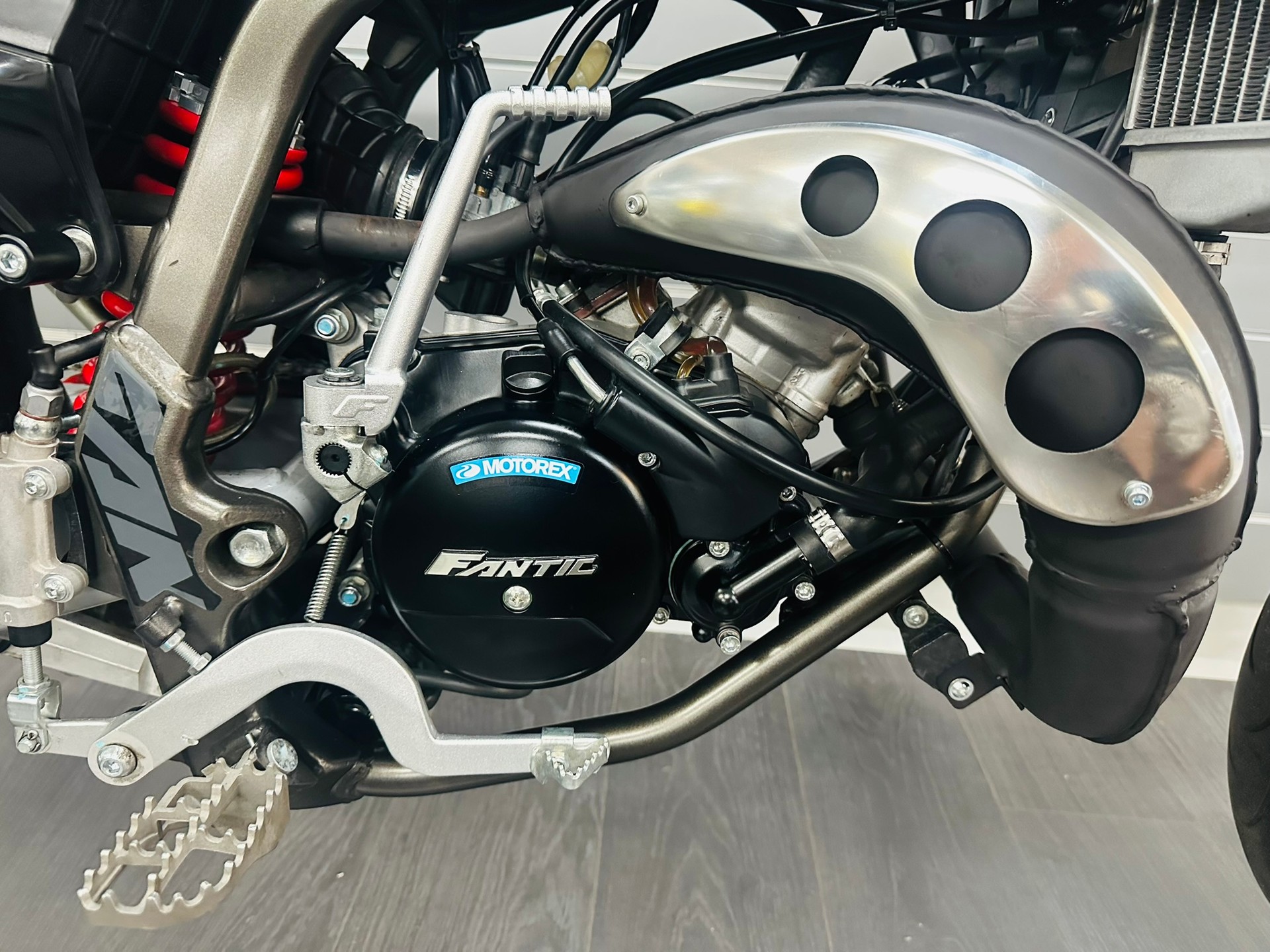 FANTIC XM 50 Supermoto / 45 km/h-showroom-element-2
