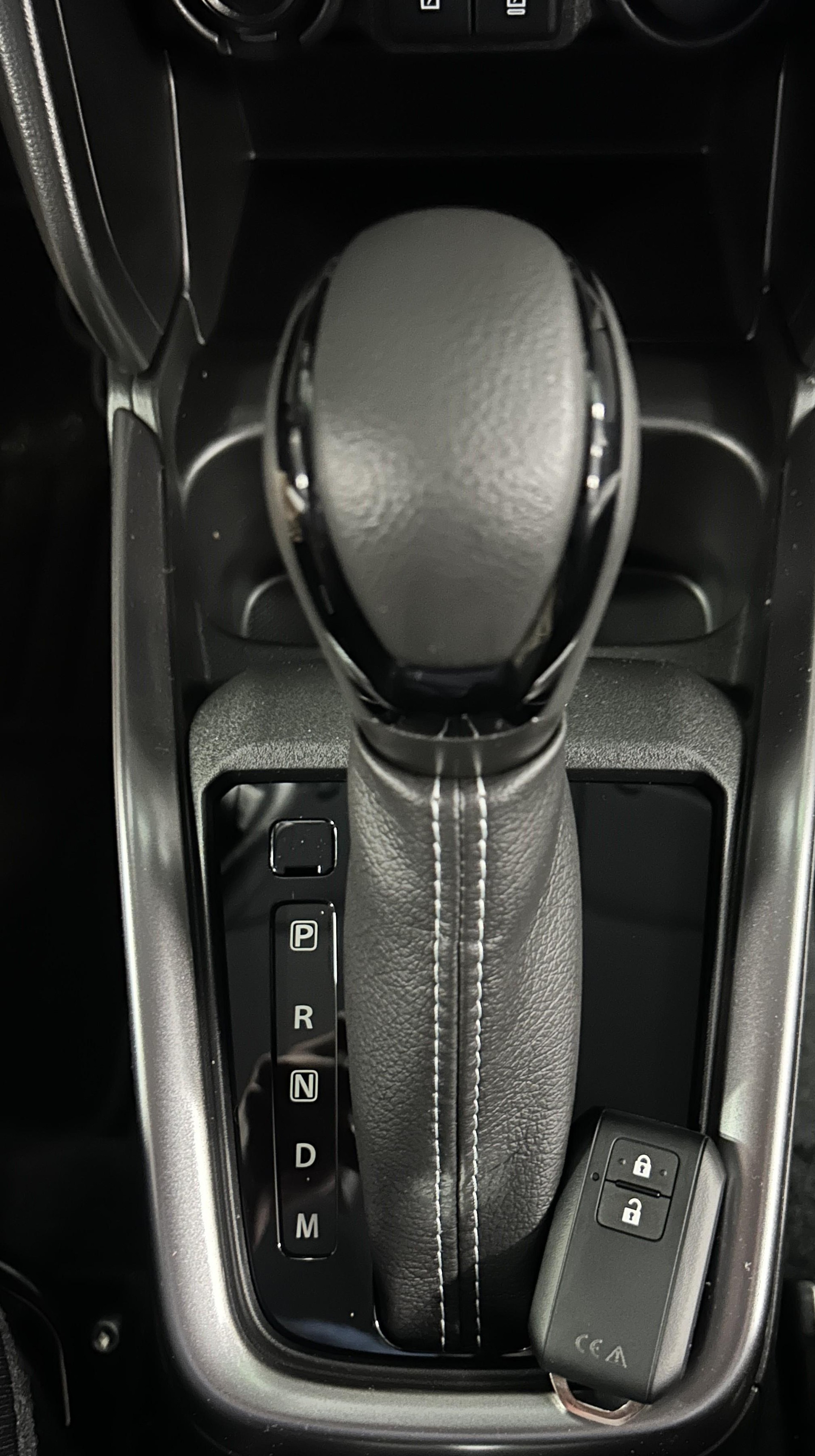 SUZUKI Swift 1.2 Compact Top Hybrid-image-9