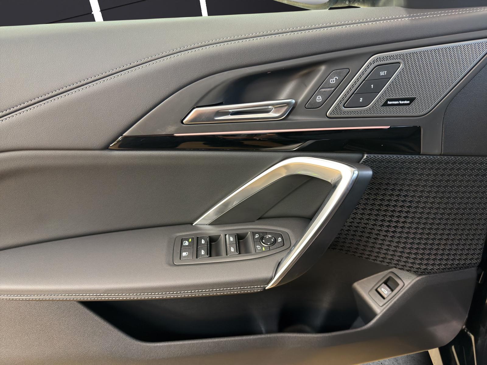 BMW X1 U11 30e xDrive paddles-image-9