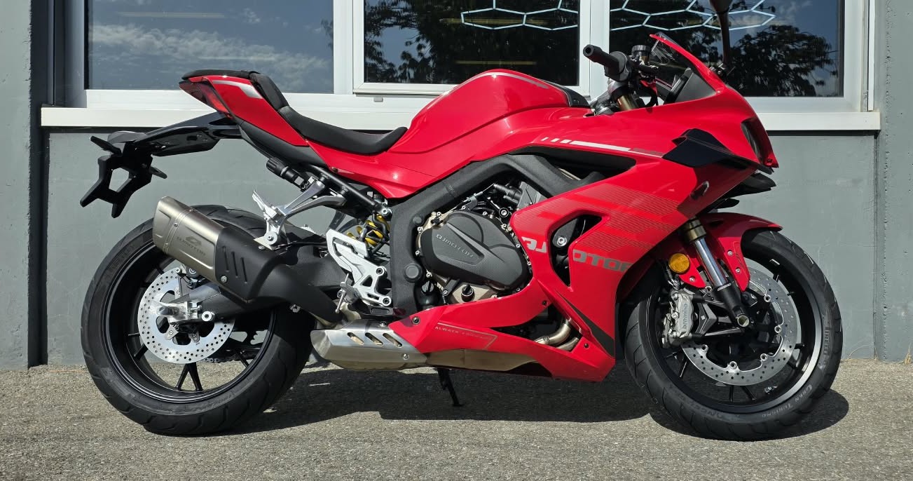 QJ SRK 800 RR-image-1