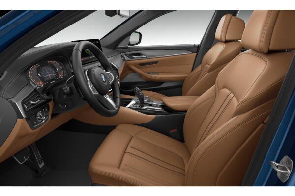 BMW 530d Touring M sport xDrive G31 (CH) 📍-showroom-element-2