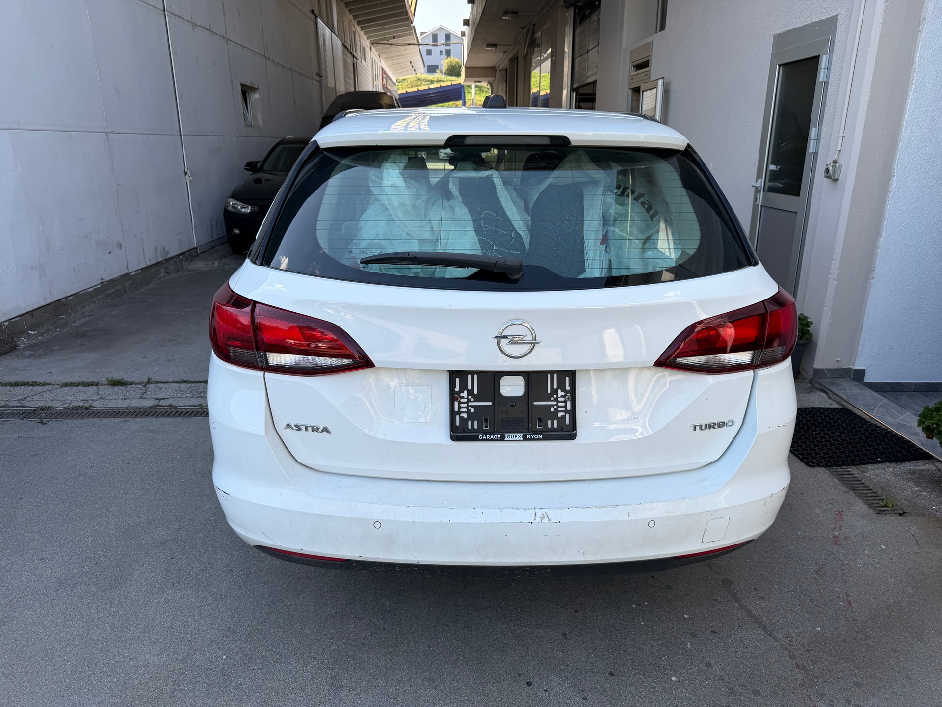 OPEL Astra Sports Tourer 1.4i Turbo Enjoy-image-3