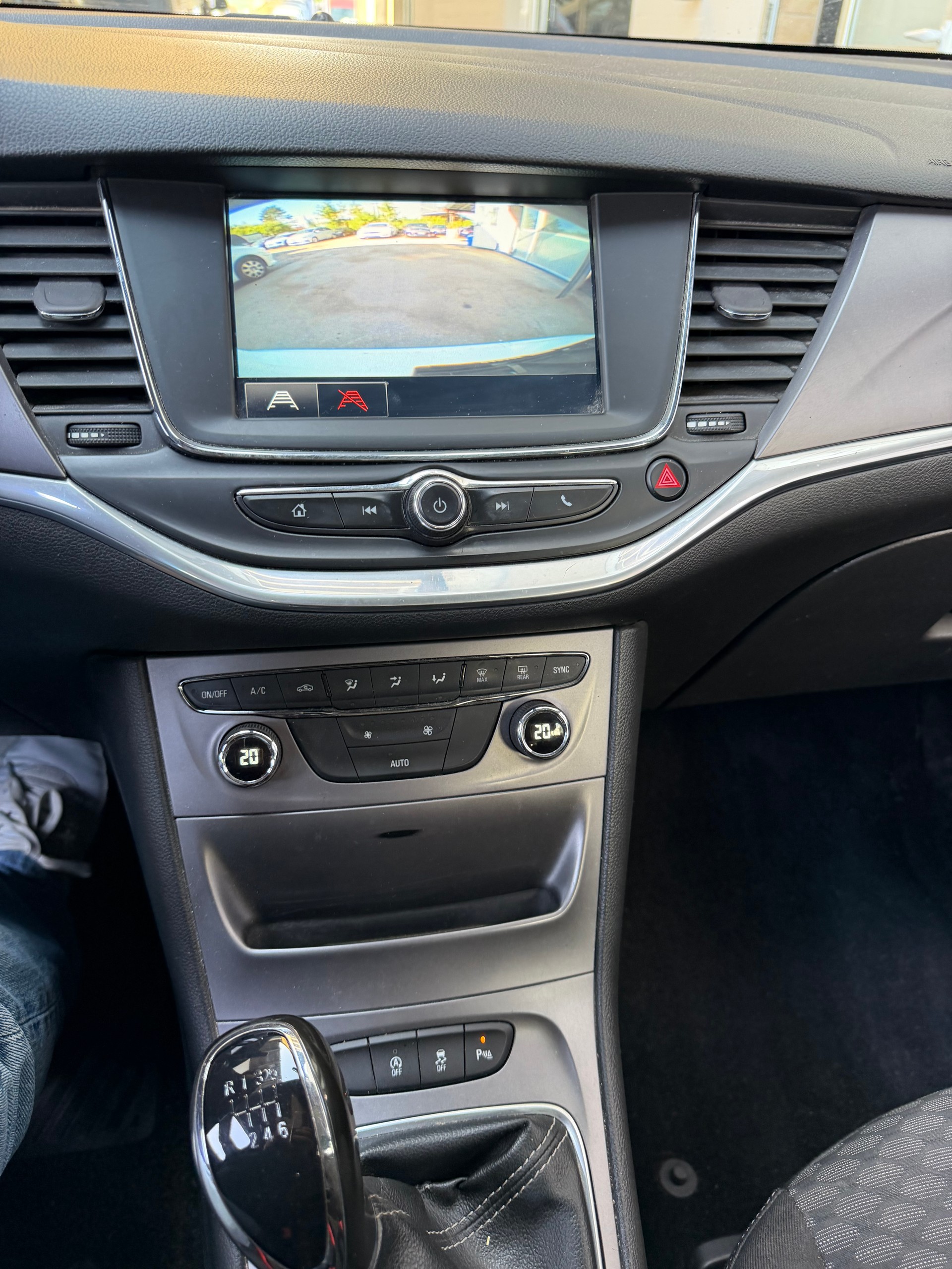 OPEL Astra Sports Tourer 1.4i Turbo Enjoy-image-7