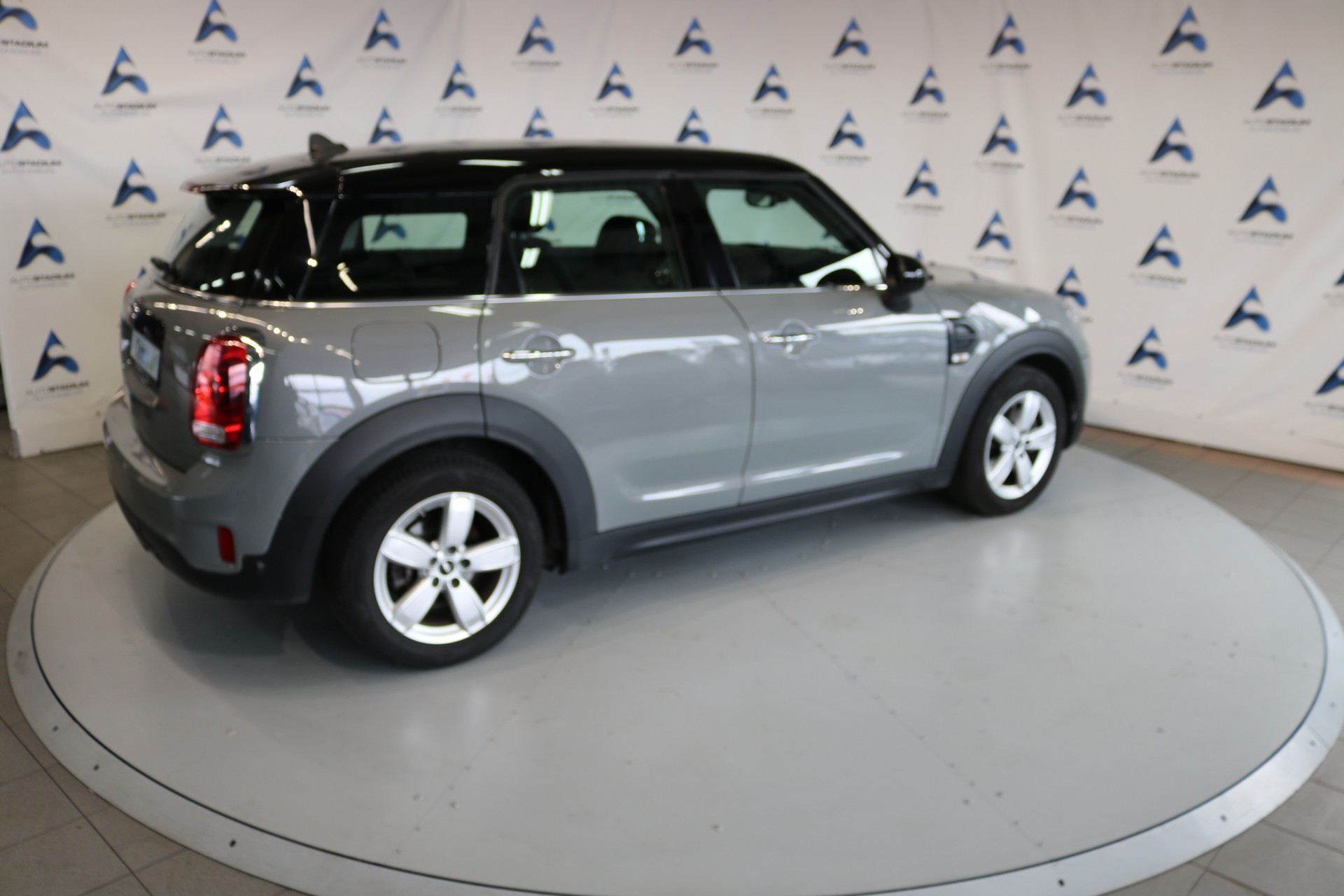 MINI Countryman Cooper ALL4-image-18