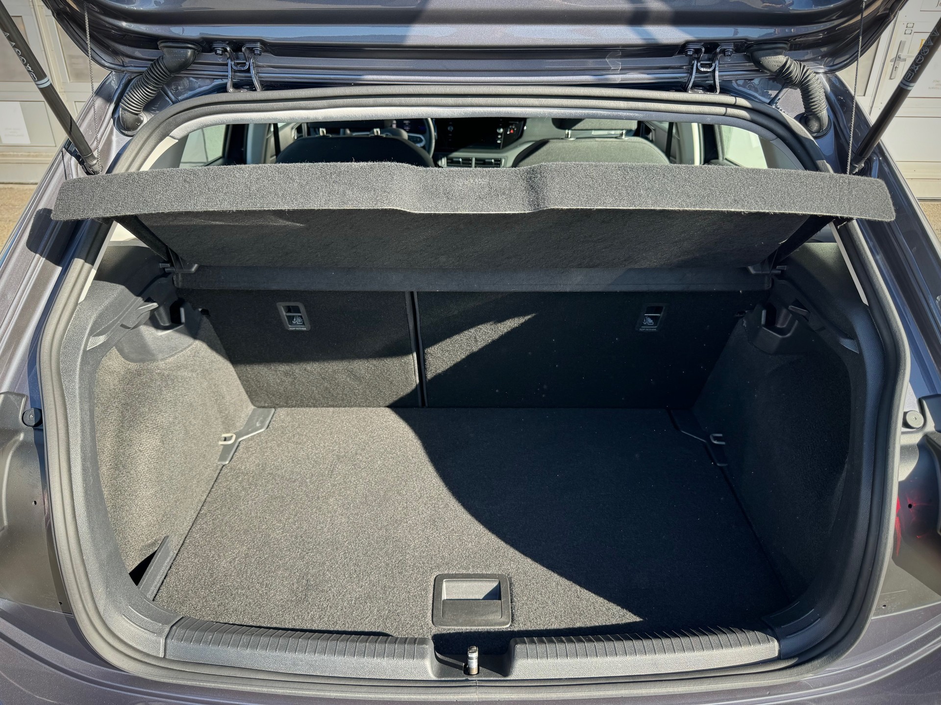 VW Polo 1.0 TSI Life - Véhicule Suisse (CH)-image-15