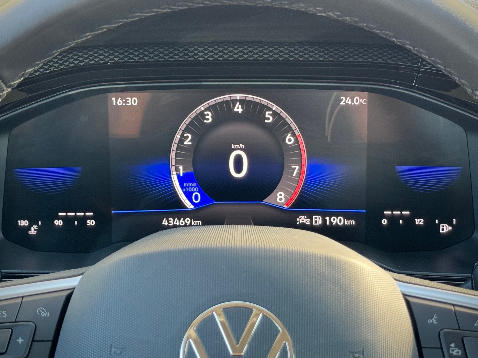 VW Polo 1.0 TSI Life - Véhicule Suisse (CH)-image-10