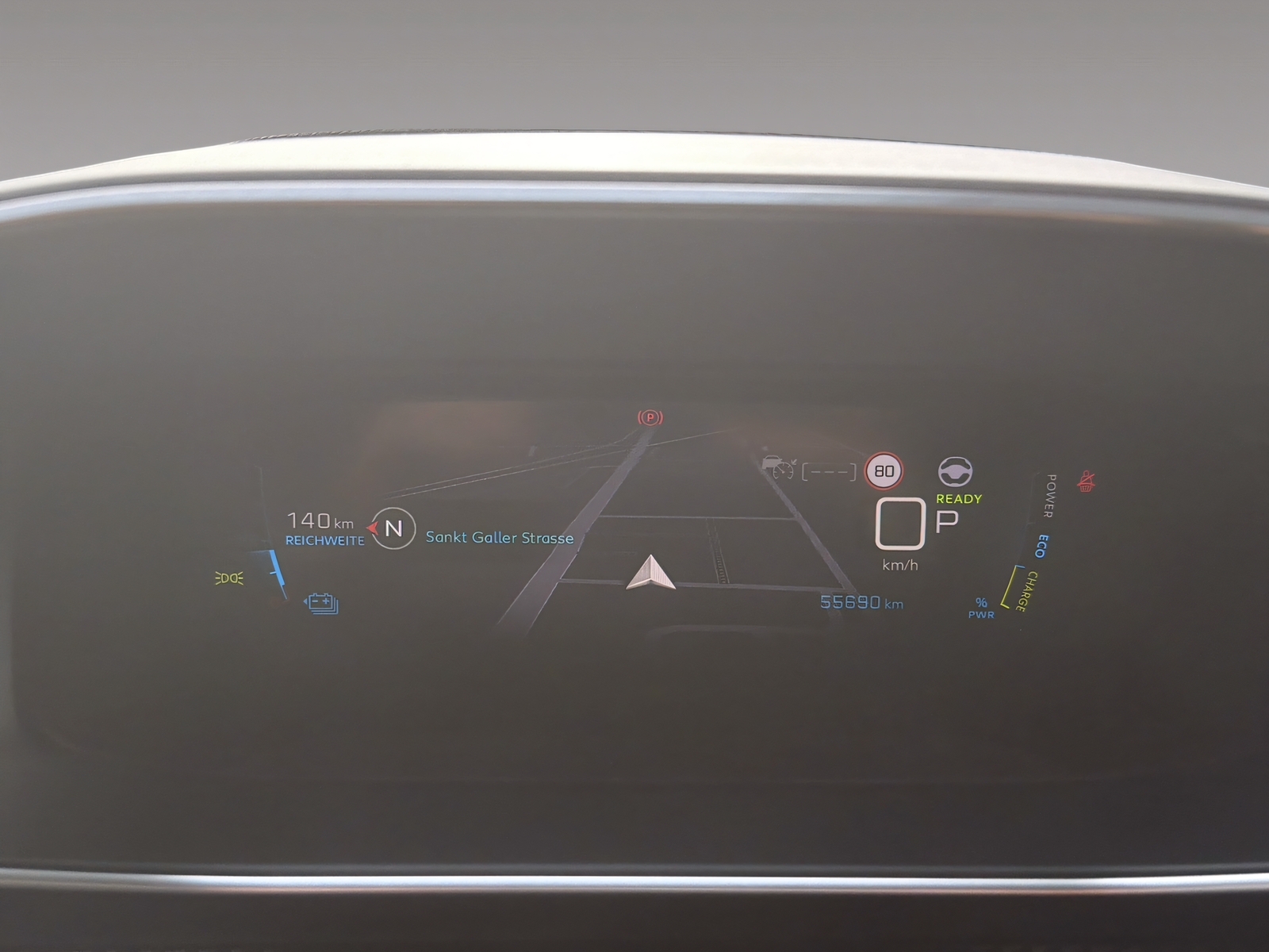 PEUGEOT 2008 e-Allure Pack-image-9
