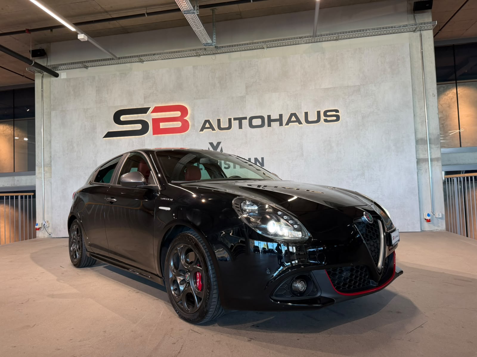 ALFA ROMEO Giulietta 1750 TBi Veloce TCT-showroom-element-3