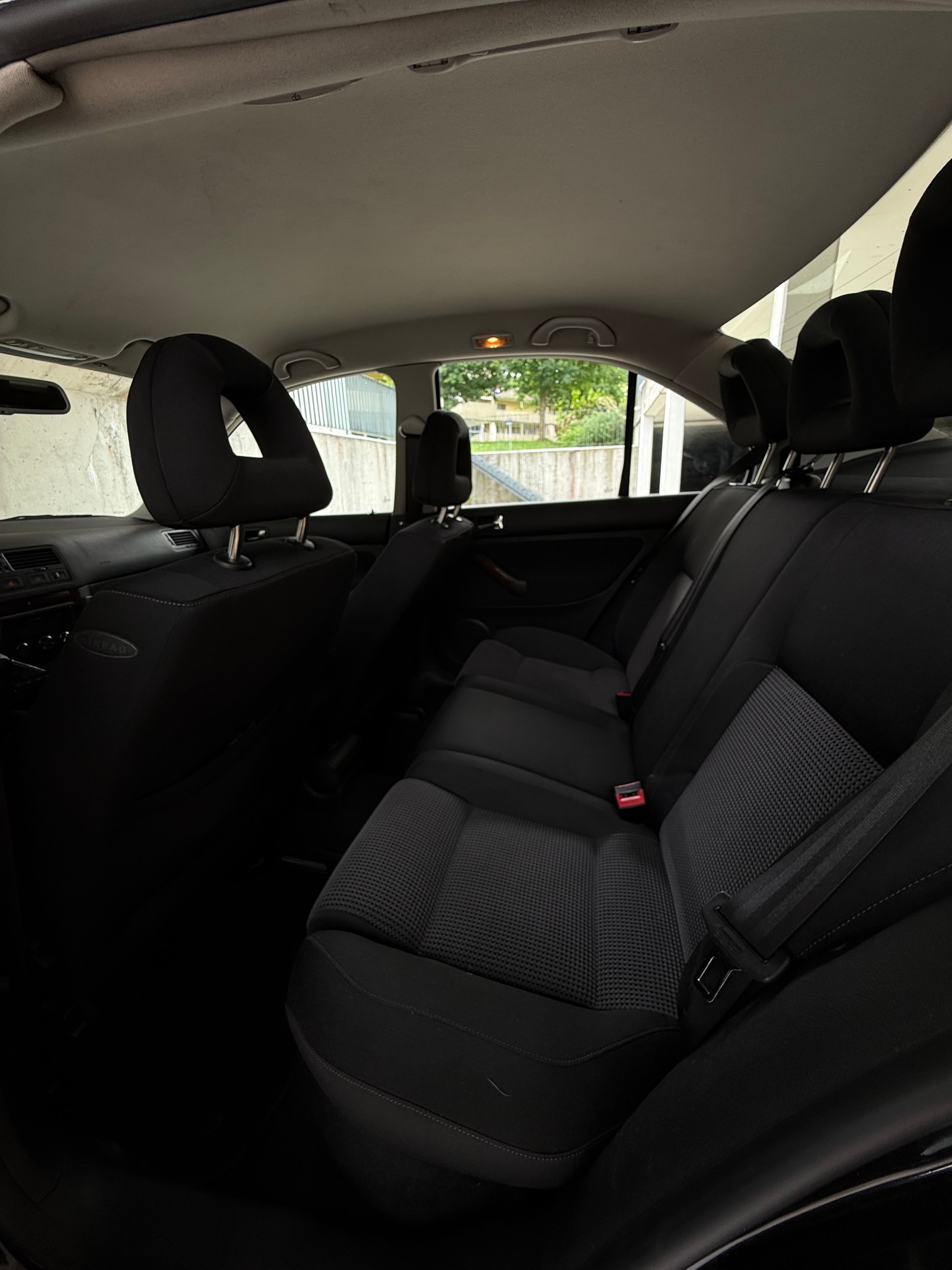 VW 1.9 TDI 150 Highline 4motion-image-5