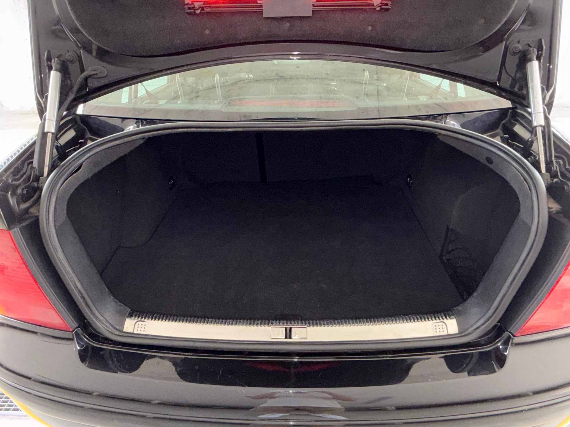 VW 1.9 TDI 150 Highline 4motion-image-10