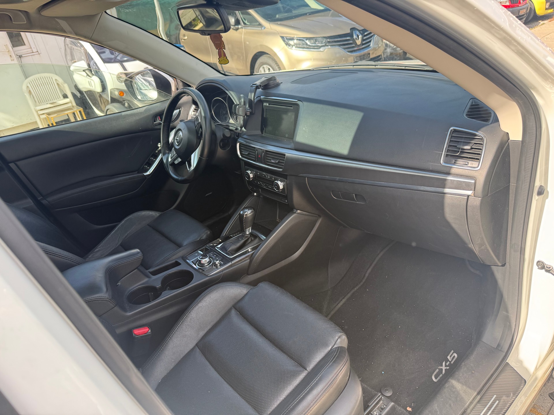 MAZDA CX-5 2.2 D HP Revolution AWD Automatic-image-10