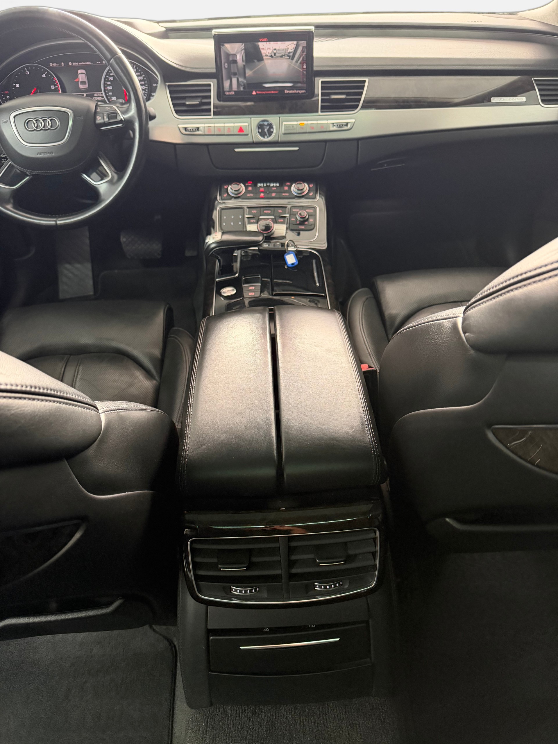 AUDI A8 L 4.2 TDI quattro tiptronic-image-10