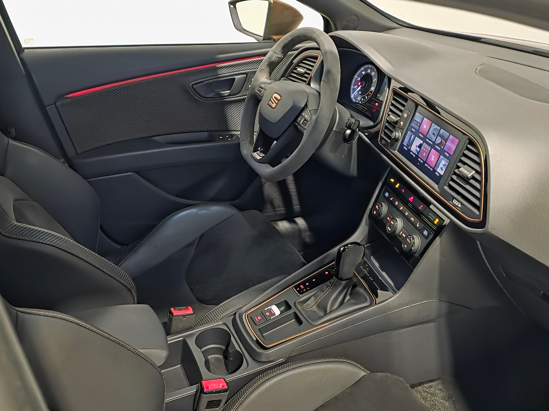 SEAT Leon 2.0 TSI Cupra R DSG Limited Edition 238 of 799-image-21