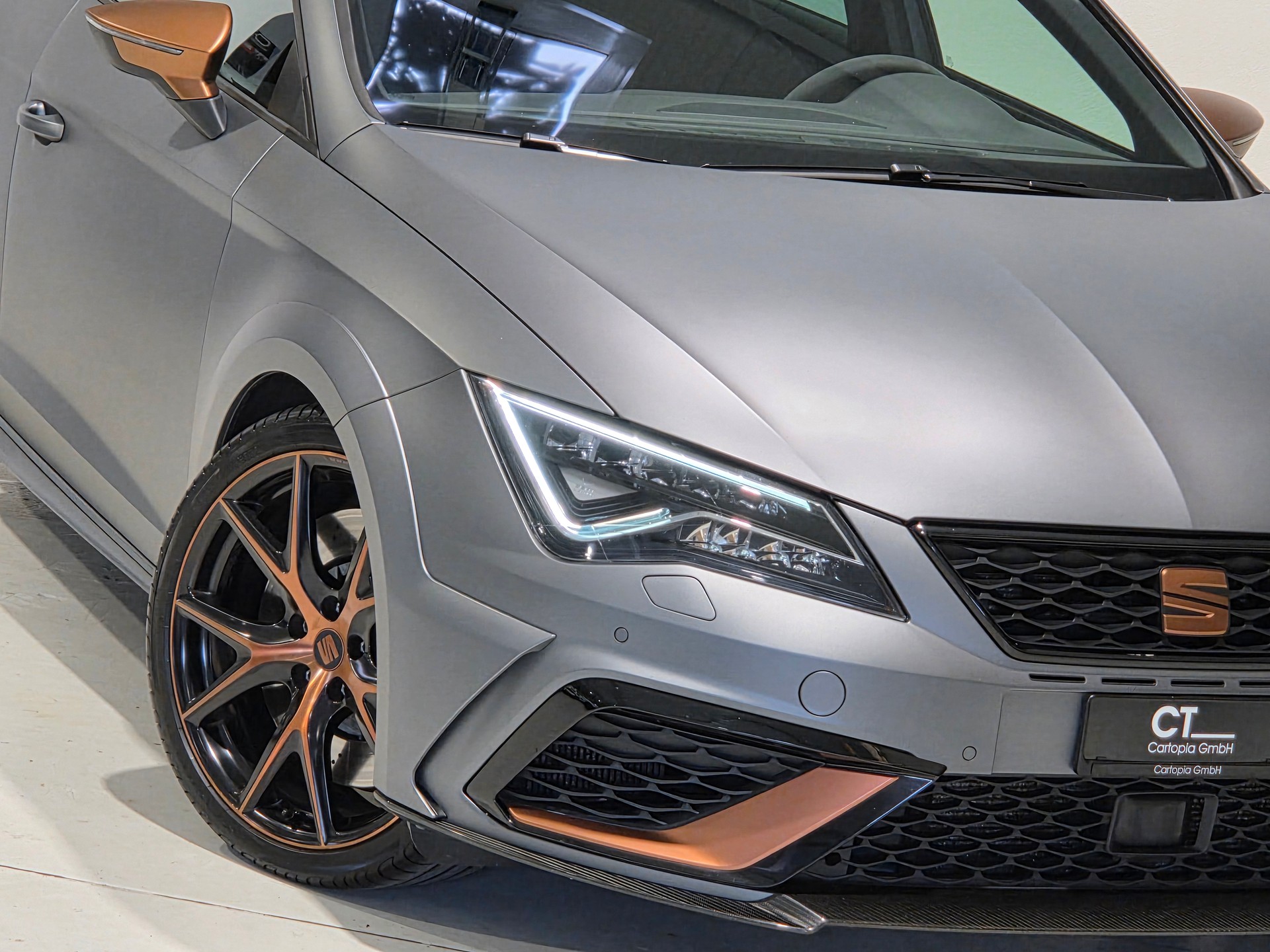 SEAT Leon 2.0 TSI Cupra R DSG Limited Edition 238 of 799-image-25