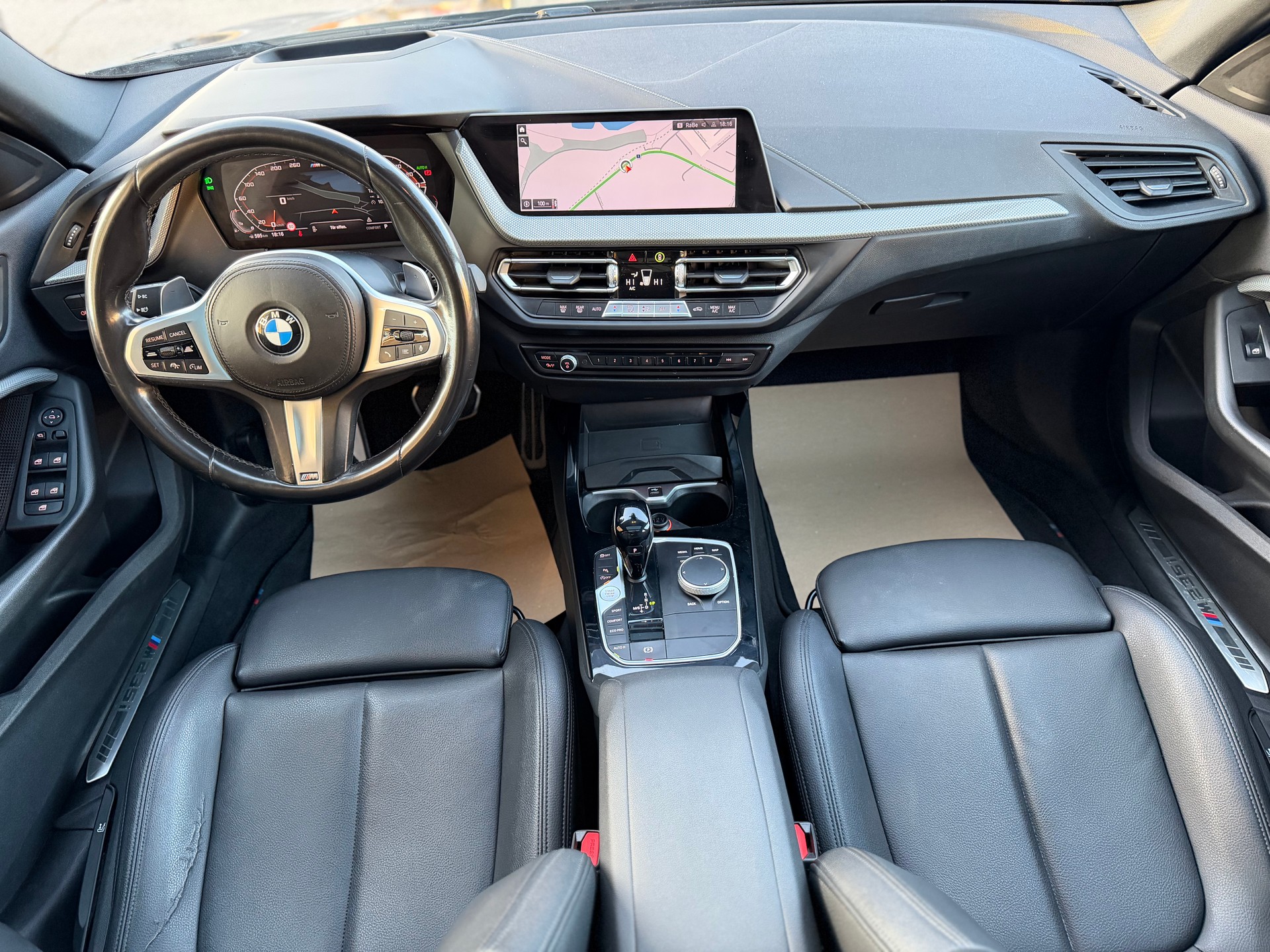 BMW M235i Gran Coupé xDrive Pure M Sport Steptronic-image-12