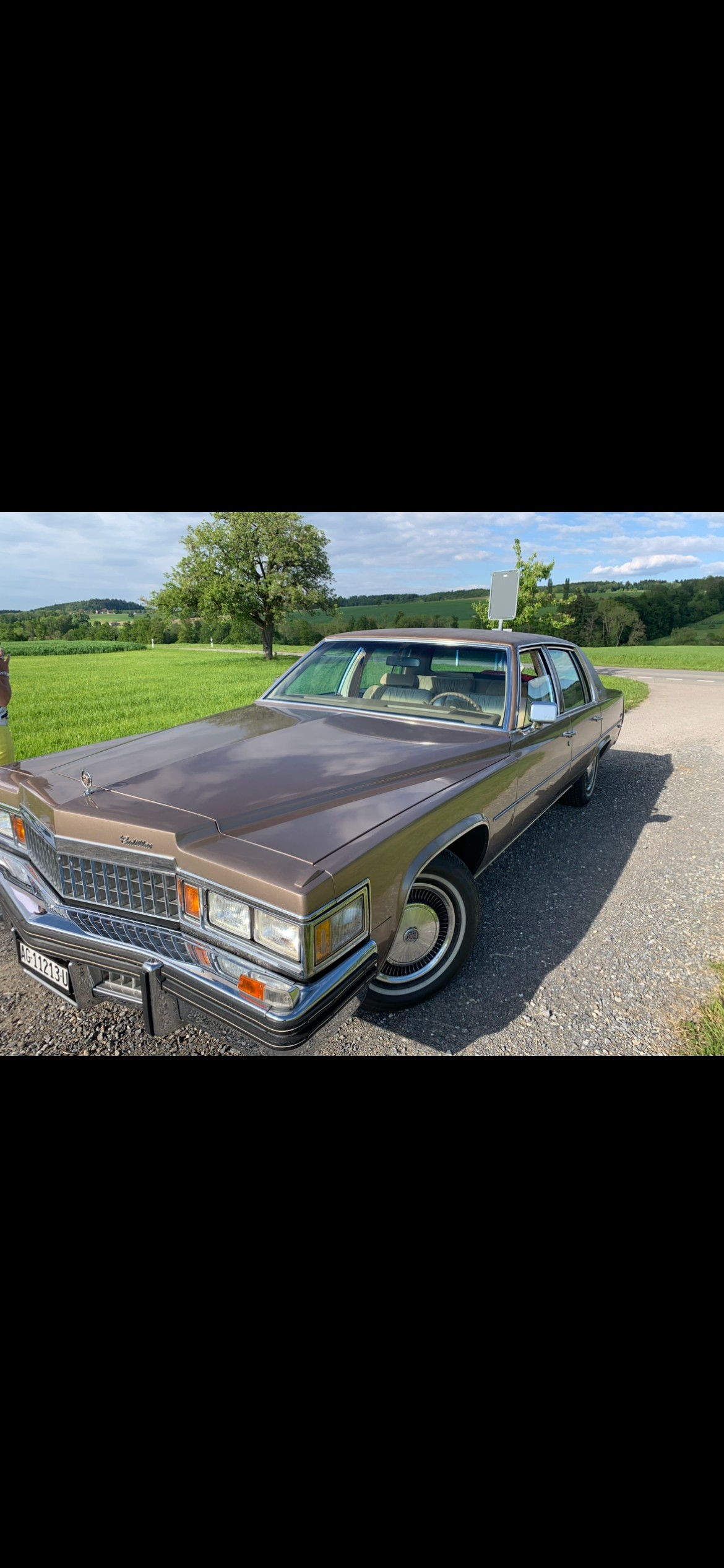 CADILLAC Limousine
