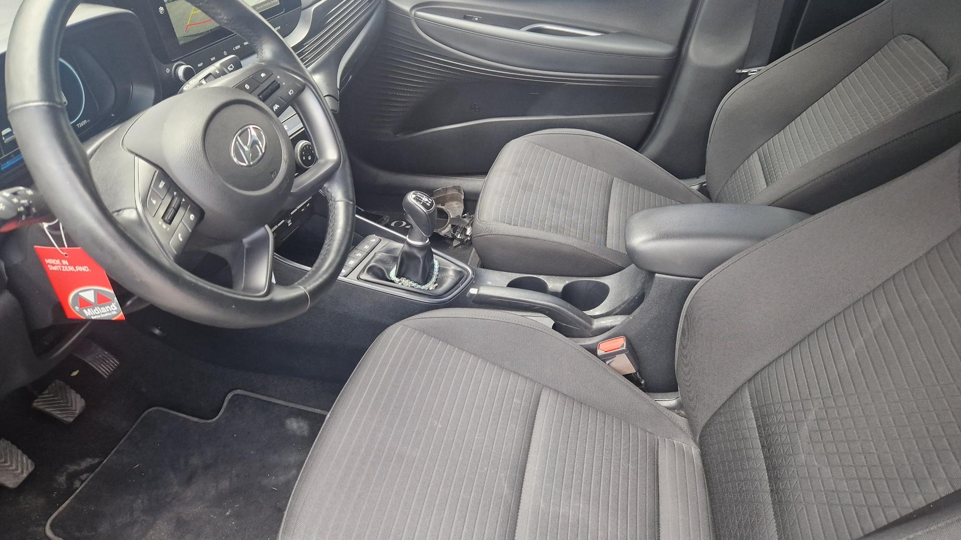 HYUNDAI i20 1.0 T-GDi Amplia-image-7