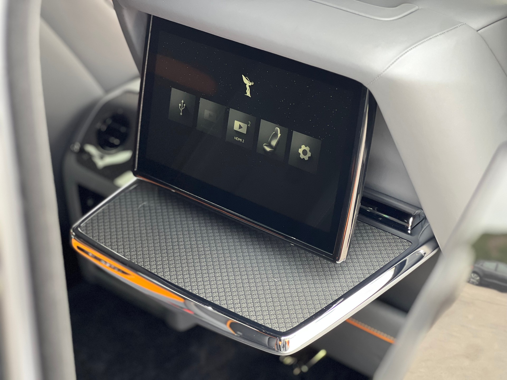 ROLLS-ROYCE Black Badge Ghost-image-14