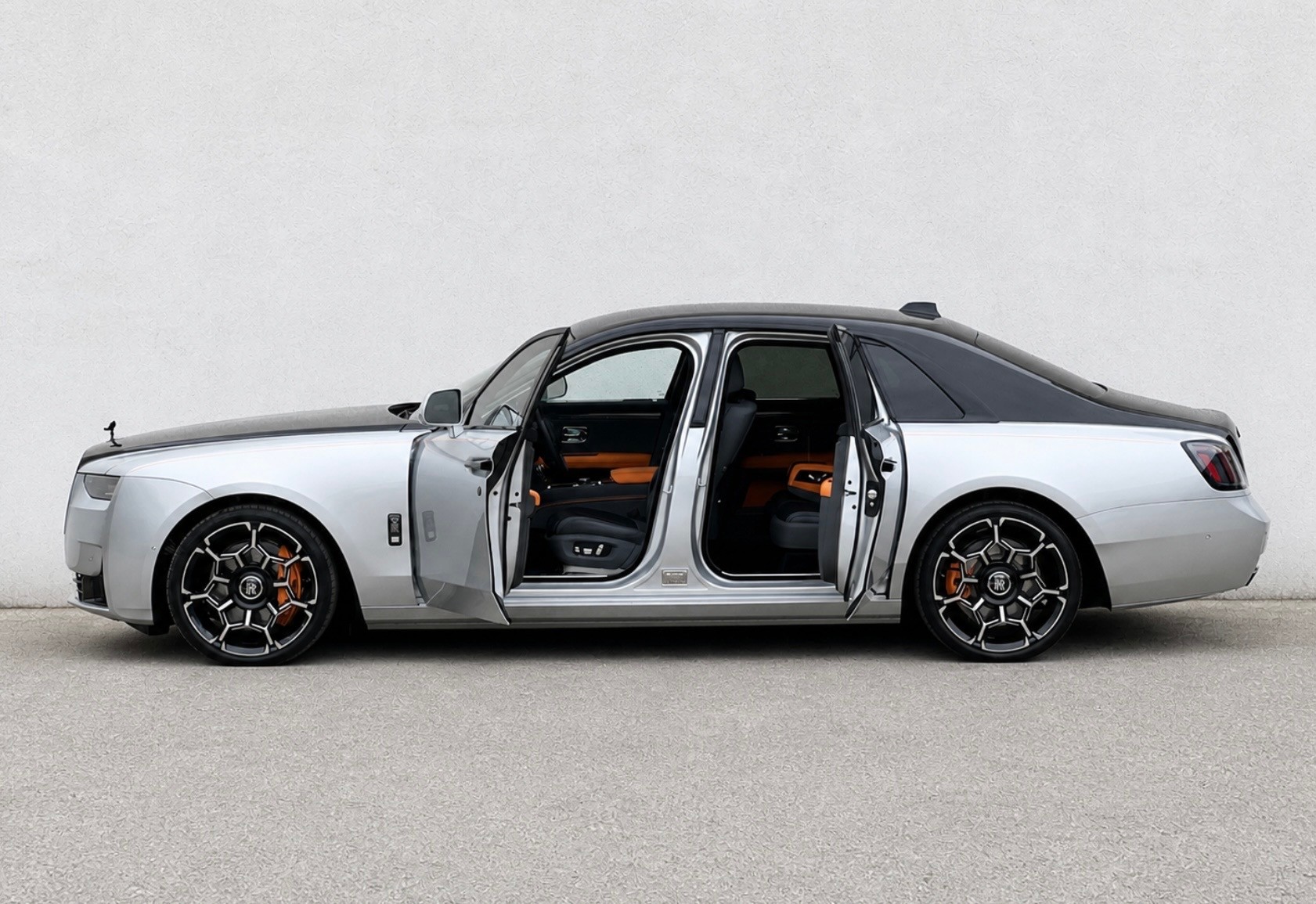ROLLS-ROYCE Black Badge Ghost-image-3