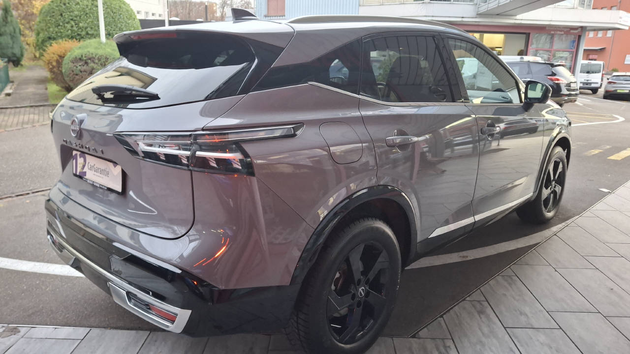 NISSAN Qashqai 1.3 DIG-T Tekna 4x4-image-3