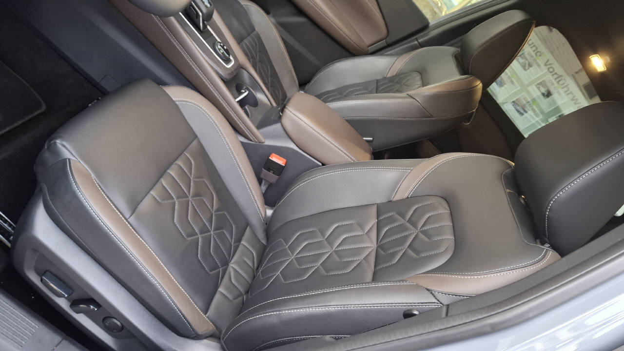 NISSAN Qashqai 1.3 DIG-T Tekna 4x4-image-8