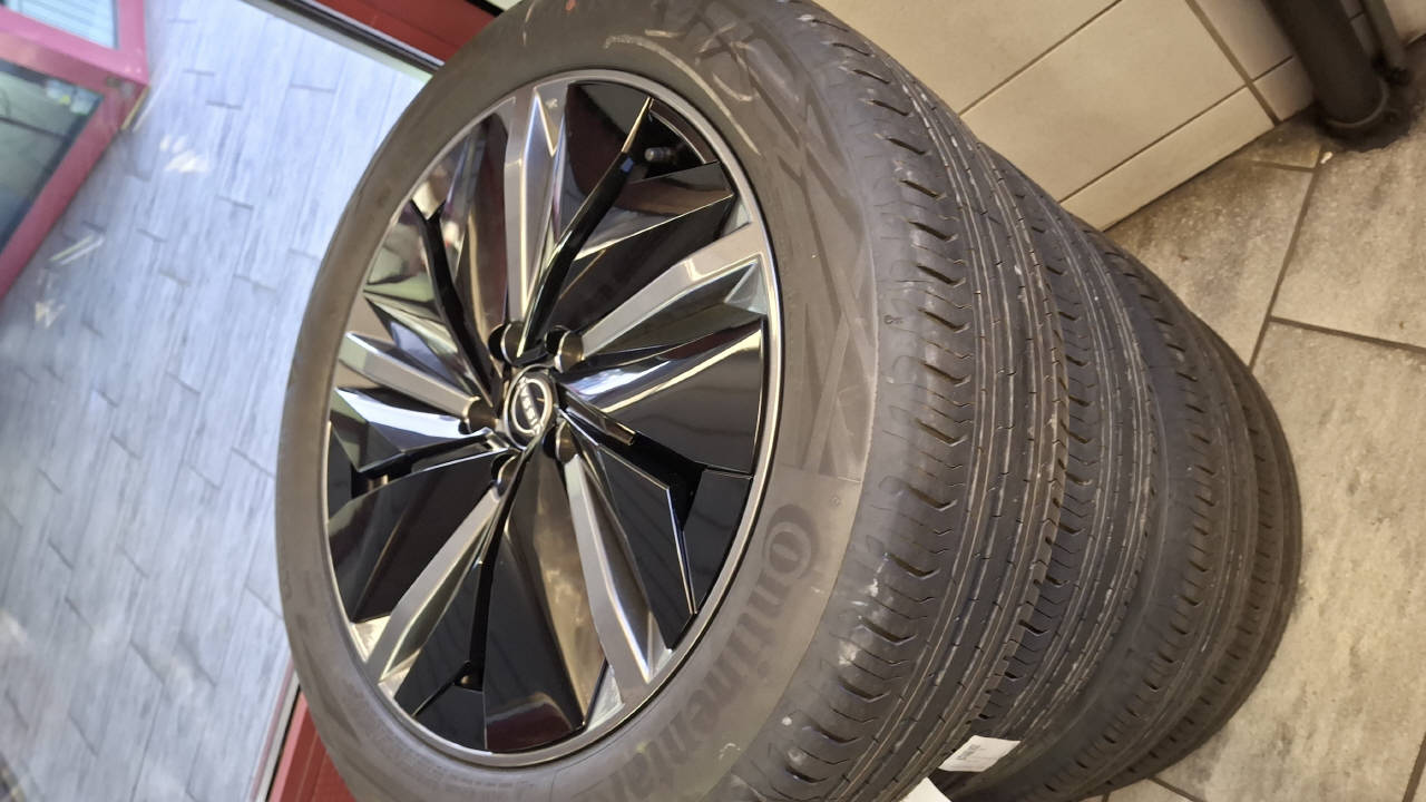 NISSAN Qashqai 1.3 DIG-T Tekna 4x4-image-15