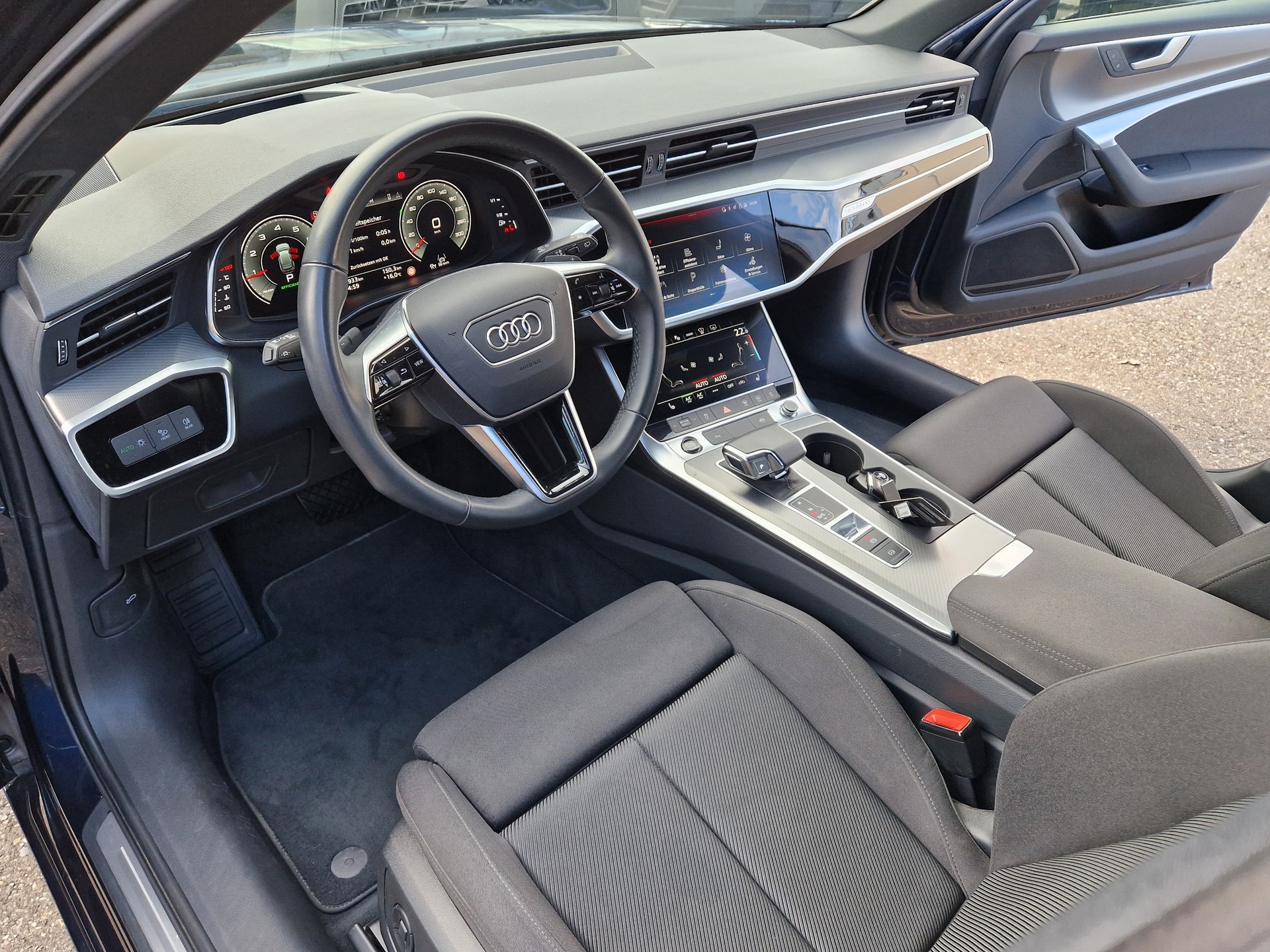 AUDI A6 Avant 45 TFSI Sport S-tronic quattro-image-7